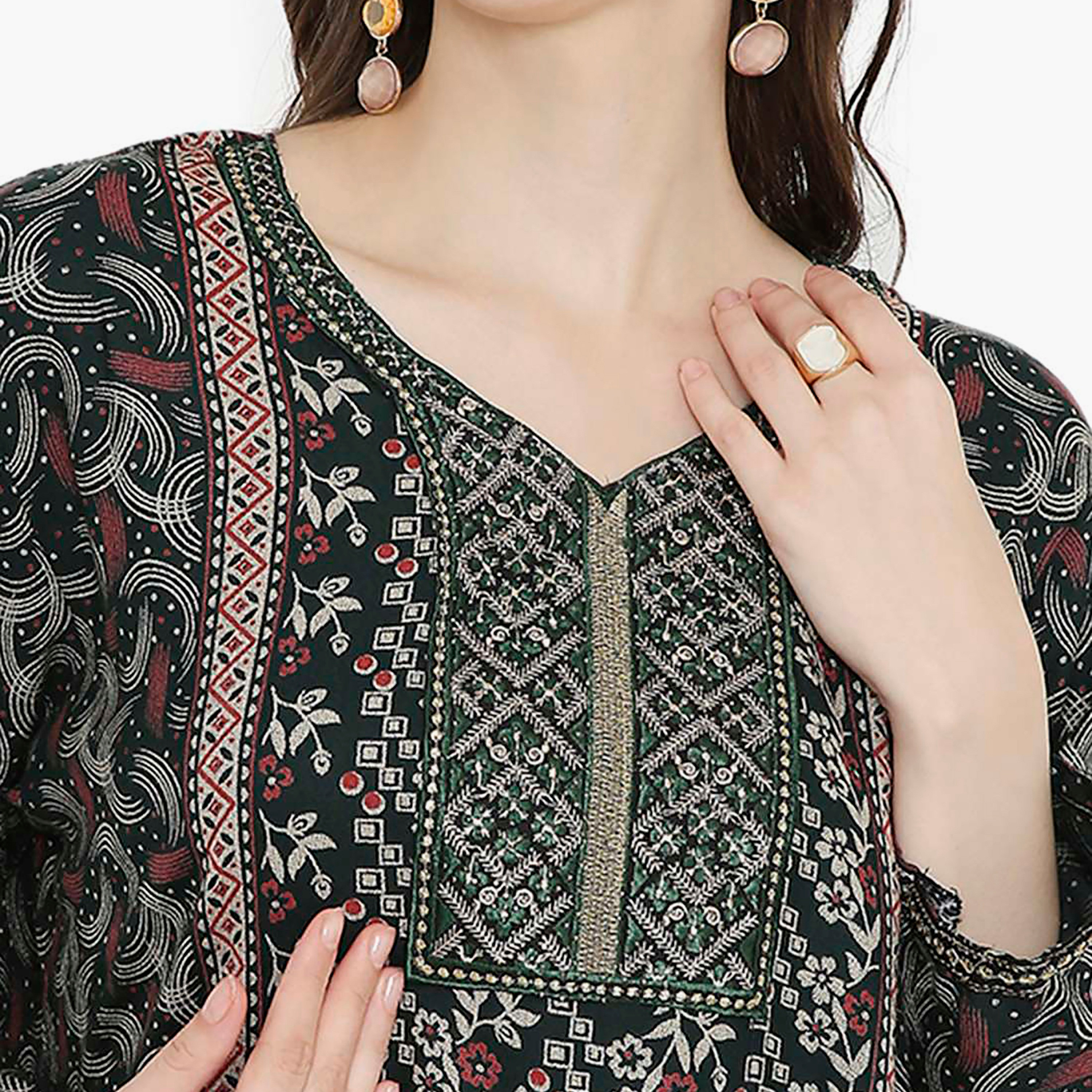 جلابية نسائية مطرزة بعقدة عنق من هانا آند سارة-women-arabicclothing-jalabiyas-image-2