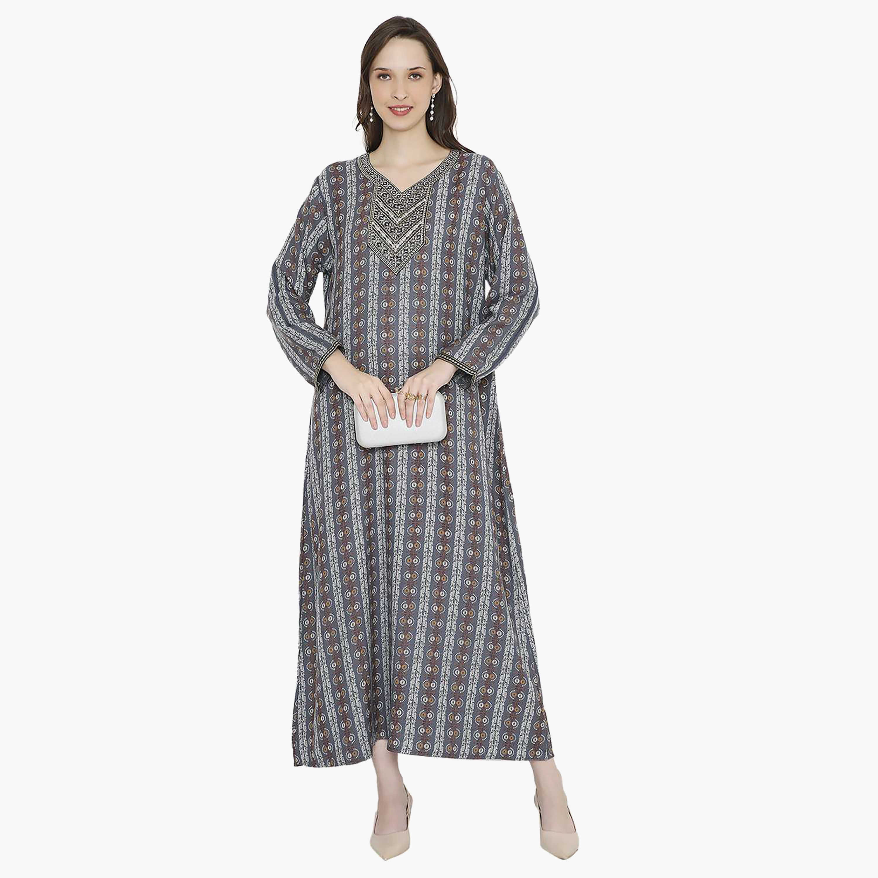 جلابية نسائية مطرزة بعقدة عنق من هانا آند سارة-women-arabicclothing-jalabiyas-image-6