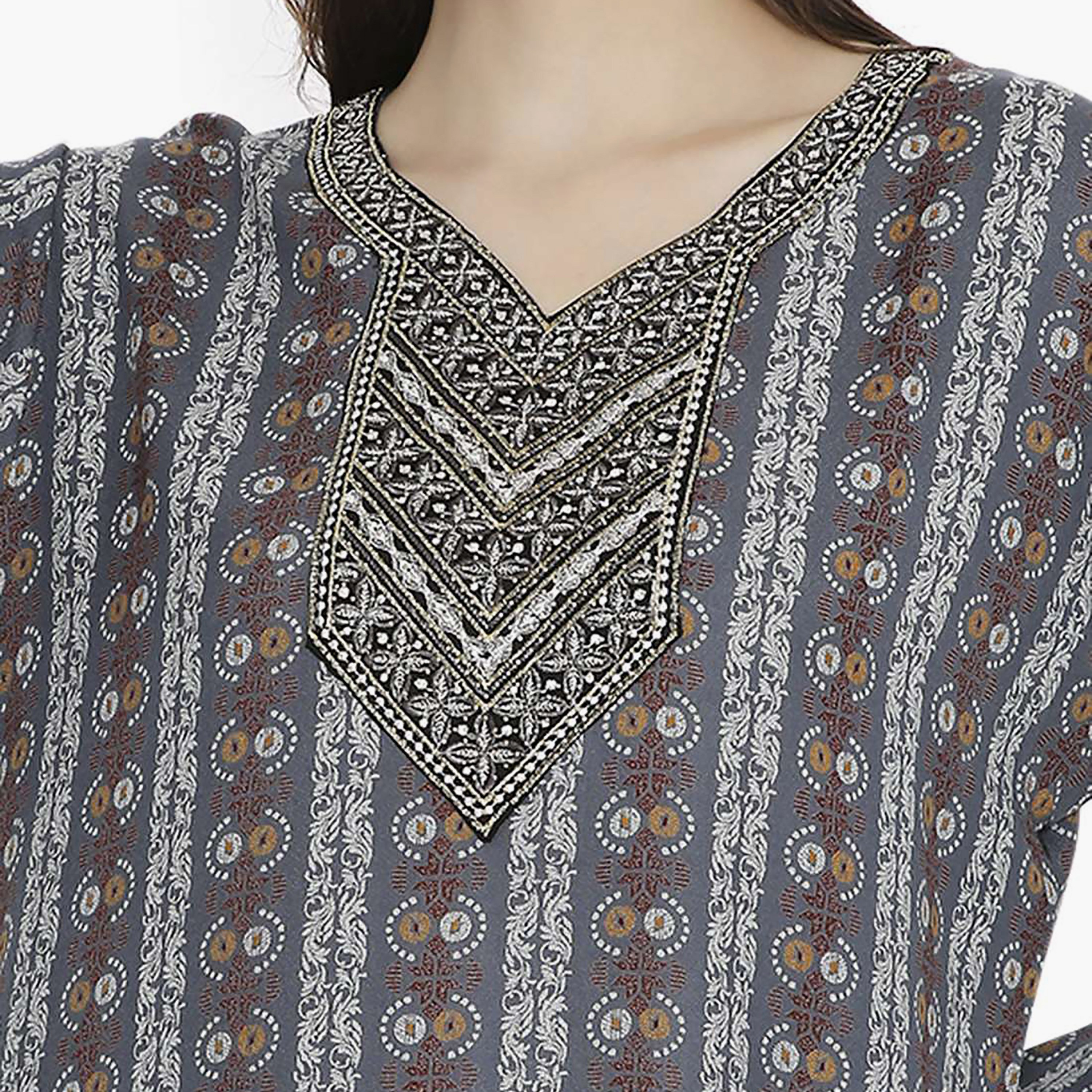 جلابية نسائية مطرزة بعقدة عنق من هانا آند سارة-women-arabicclothing-jalabiyas-image-7