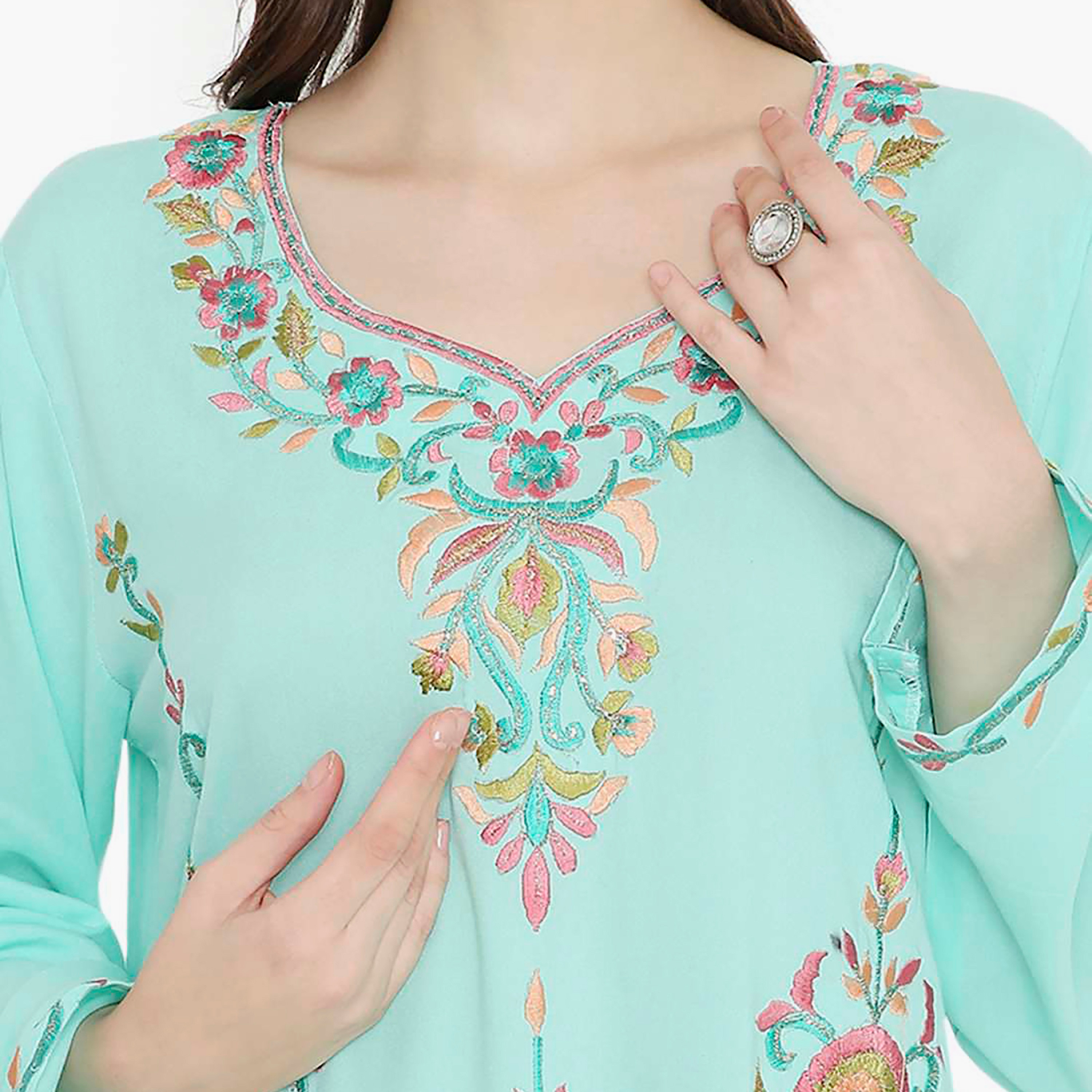 جلابية سهرة نسائية بأكمام مطوية ومطرزة من هانا آند سارة-women-arabicclothing-jalabiyas-image-2