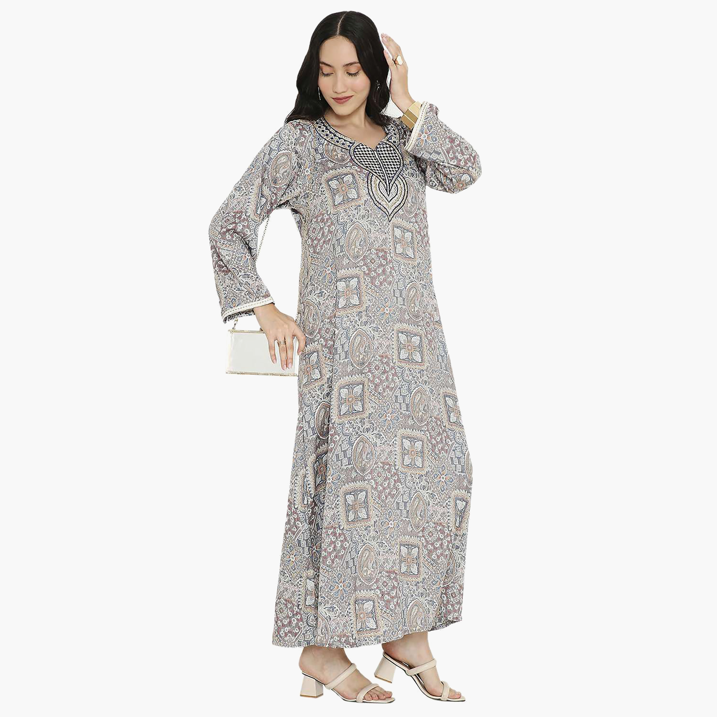جلابية نسائية مطرزة بعقدة عنق من هانا آند سارة-women-arabicclothing-jalabiyas-image-3