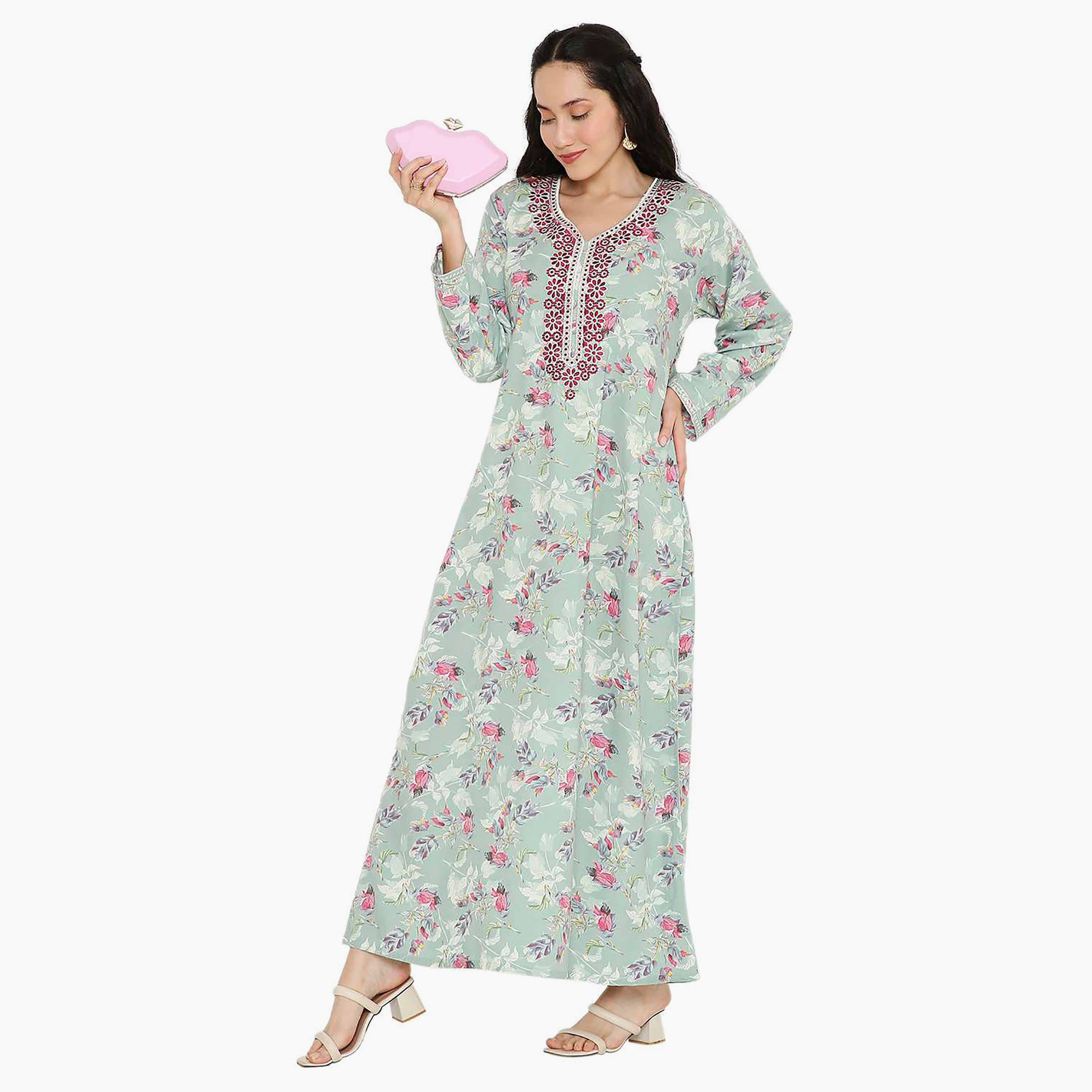 جلابية نسائية مطرزة بالزهور وعقدة عنق من هانا آند سارة-women-arabicclothing-jalabiyas-image-13