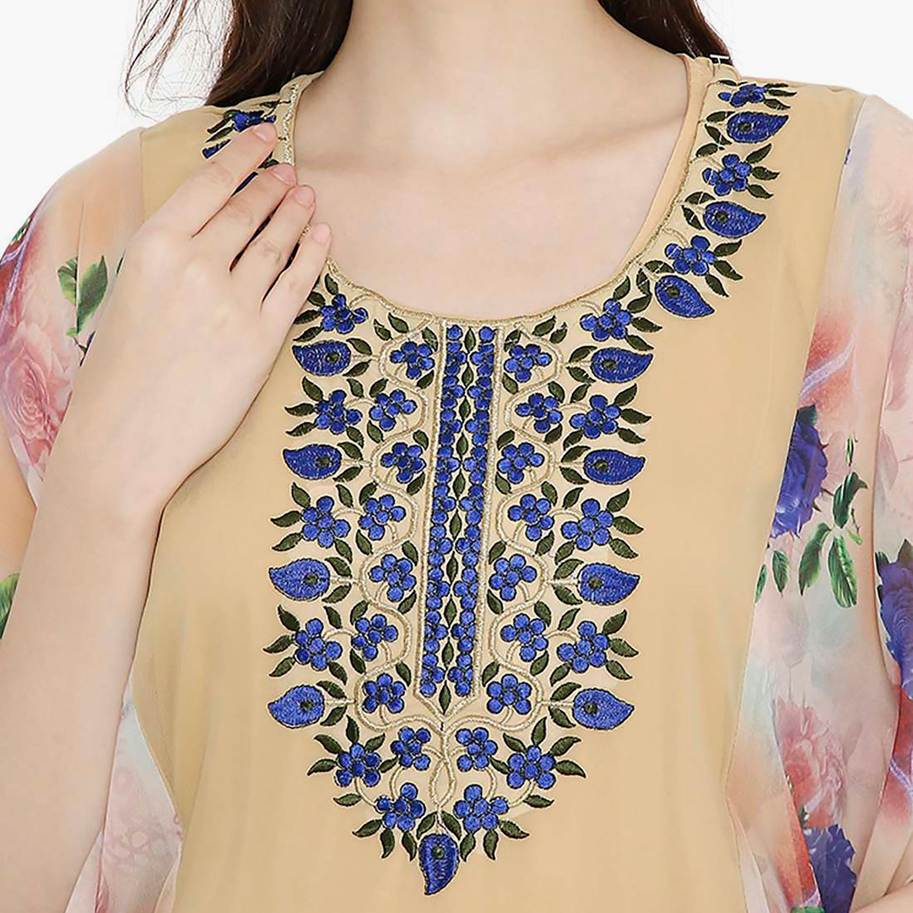 قفطان احتفالي نسائي مطرز وتفاصيل عقدة على الرقبة وأكمام واسعة من هانا آند سارة-women-arabicclothing-jalabiyas-image-2