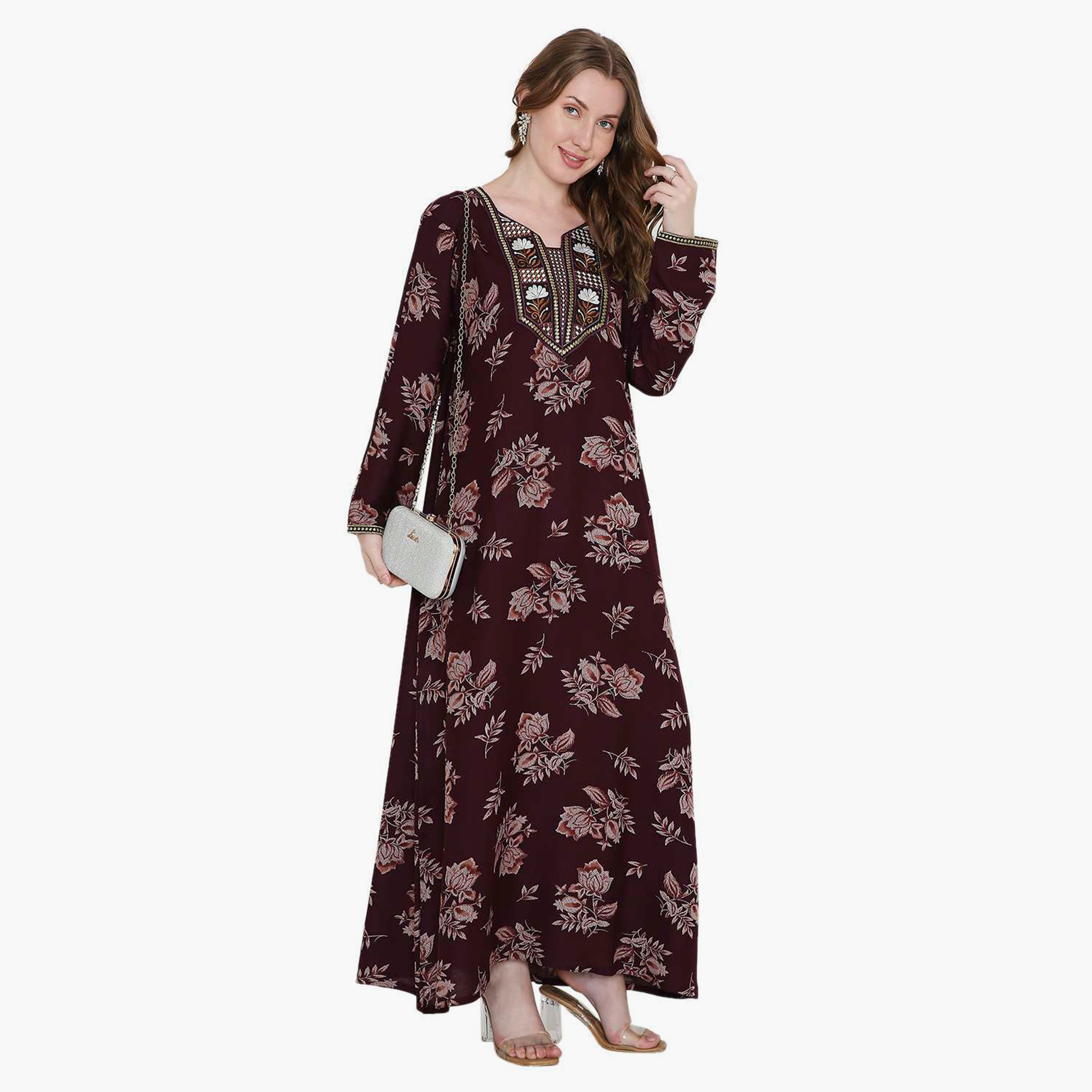 جلابية نسائية بطبعة زهور باللون العنابي وتصميم نير مطرز على الرقبة من هانا اند سارة-women-arabicclothing-jalabiyas-image-3
