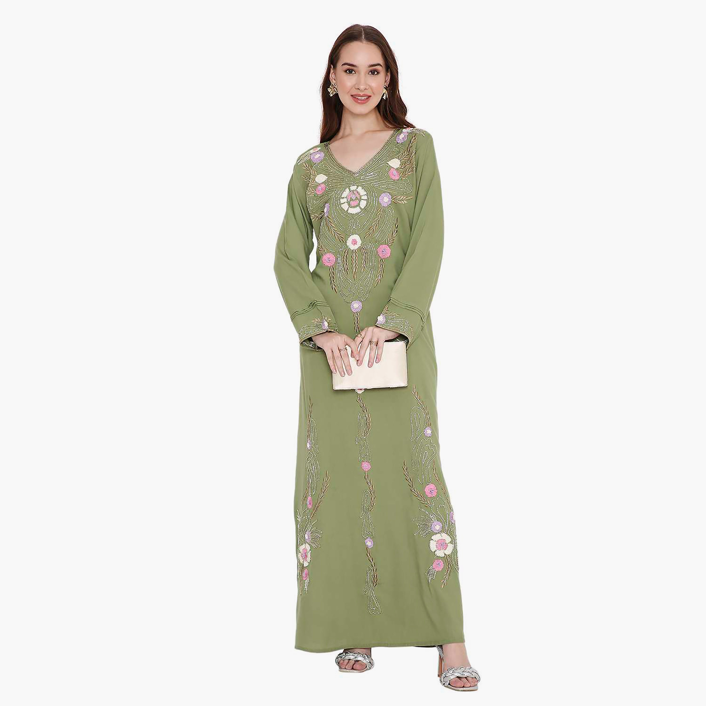 جلابية نسائية باللون الأخضر مطرزة ومزينة بالخرز من هانا اند سارة-women-arabicclothing-jalabiyas-image-1
