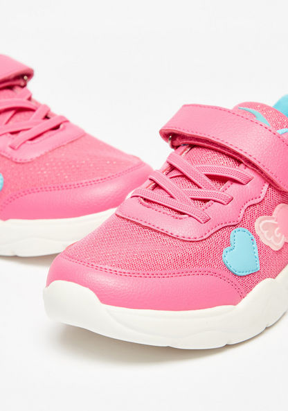 Dash Heart Accent Walking Shoes with Hook and Loop Closure-Girl%27s Sports Shoes-image-4