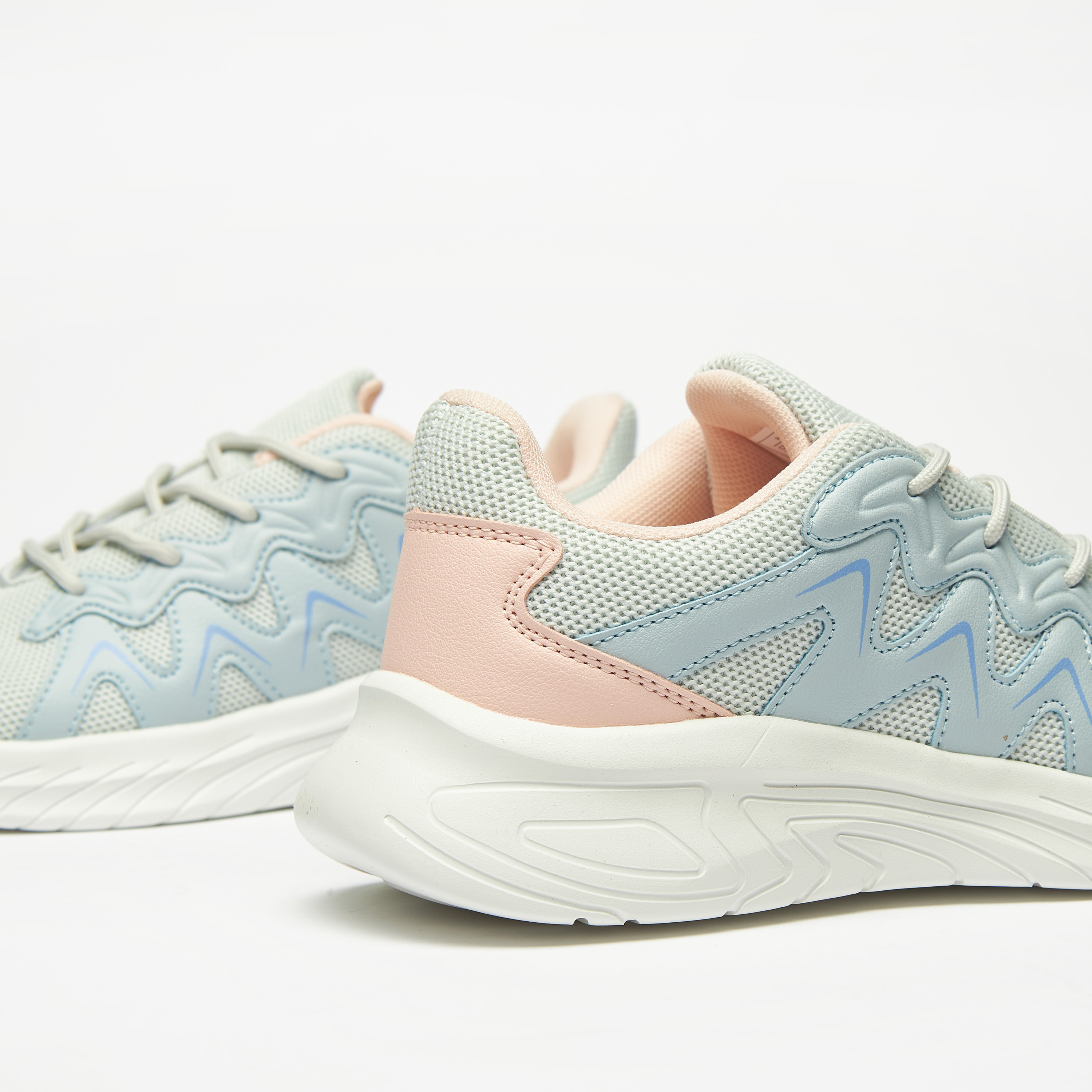حذاء مشي بارز الملمس برباط إغلاق من داش-sports-women-shoes-image-4