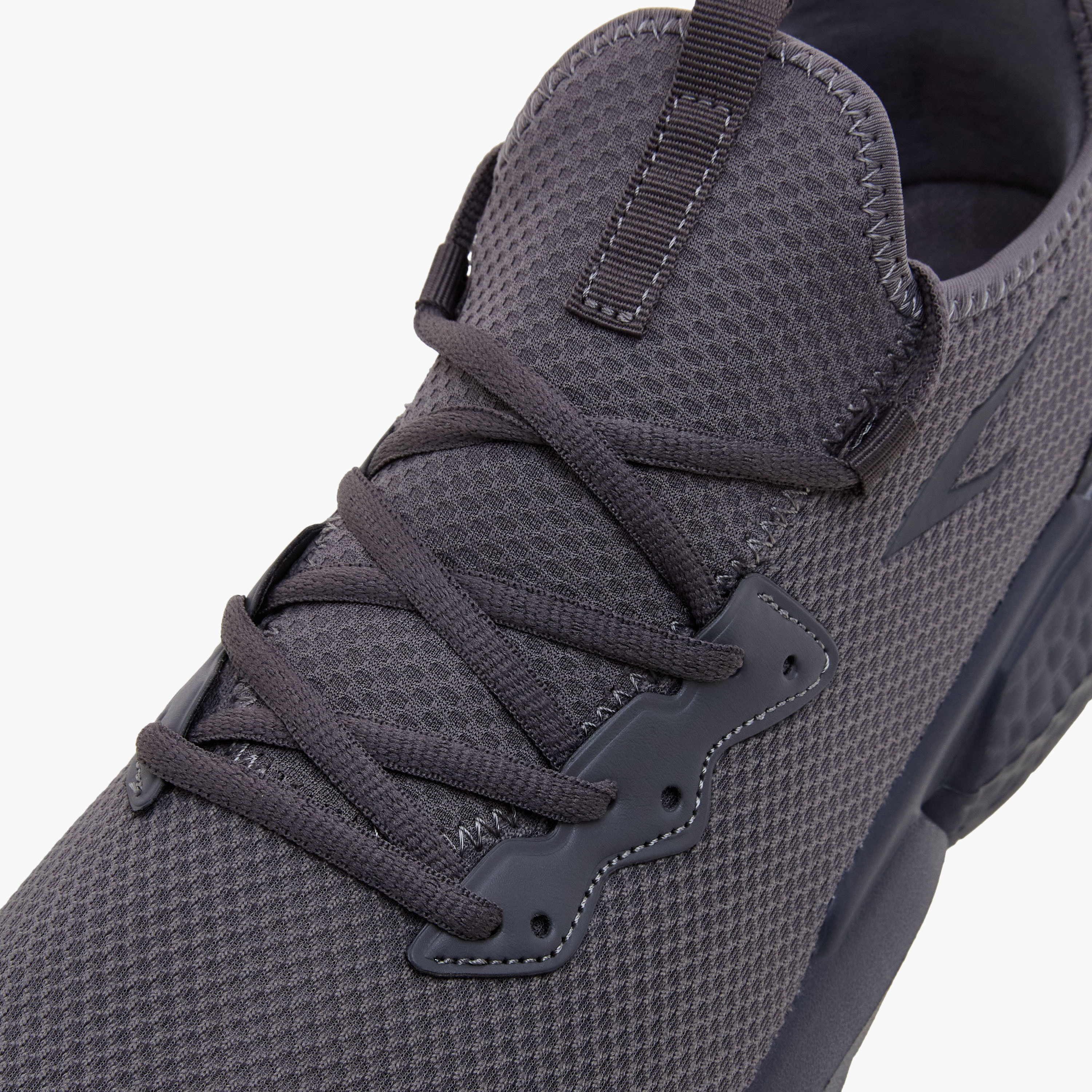 حذاء رياضي متعدد التصاميم برباط إغلاق للرجال من داش-men-shoes-sports-image-5