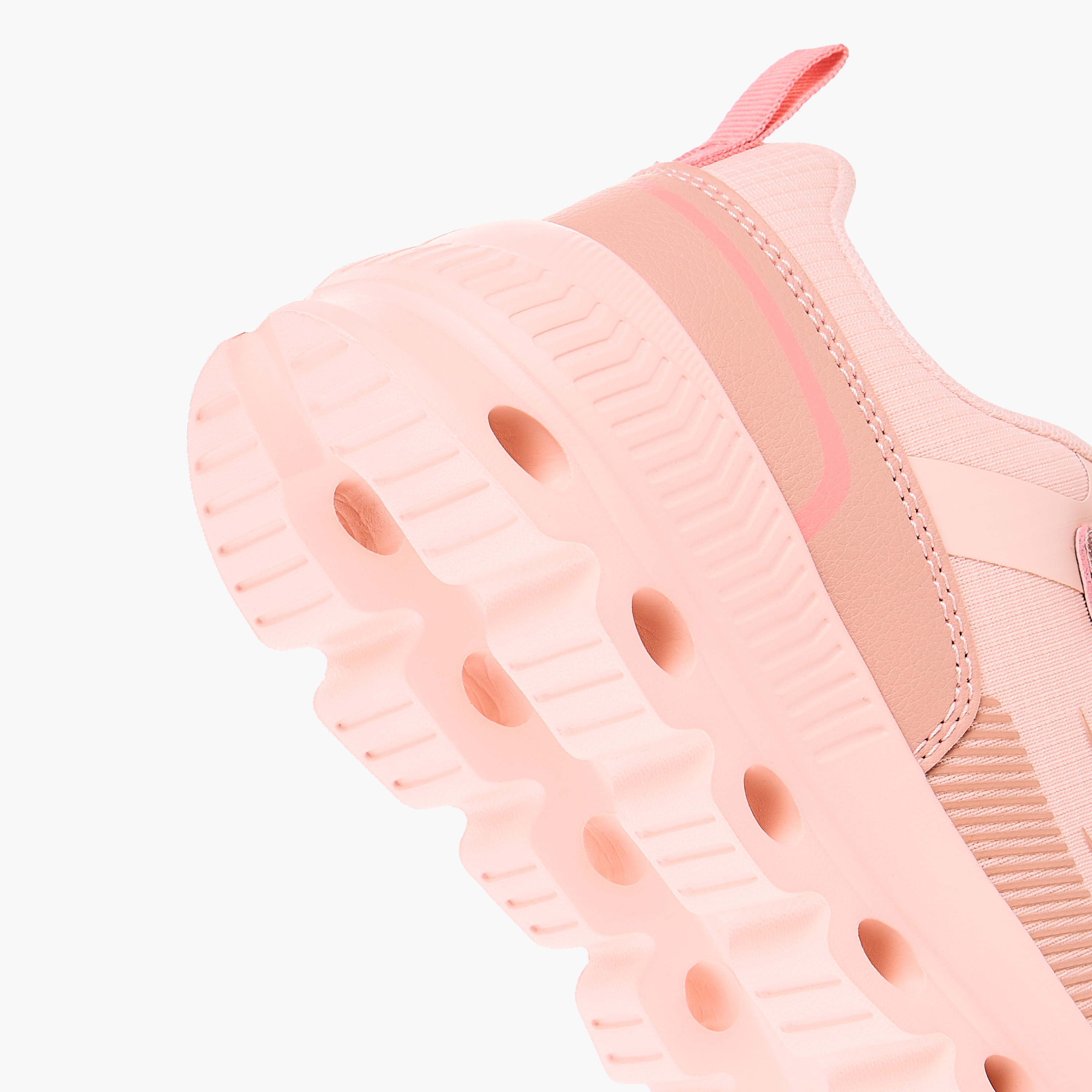 حذاء مشي برباط للبنات من داش-girls-shoes-sneakers-image-5