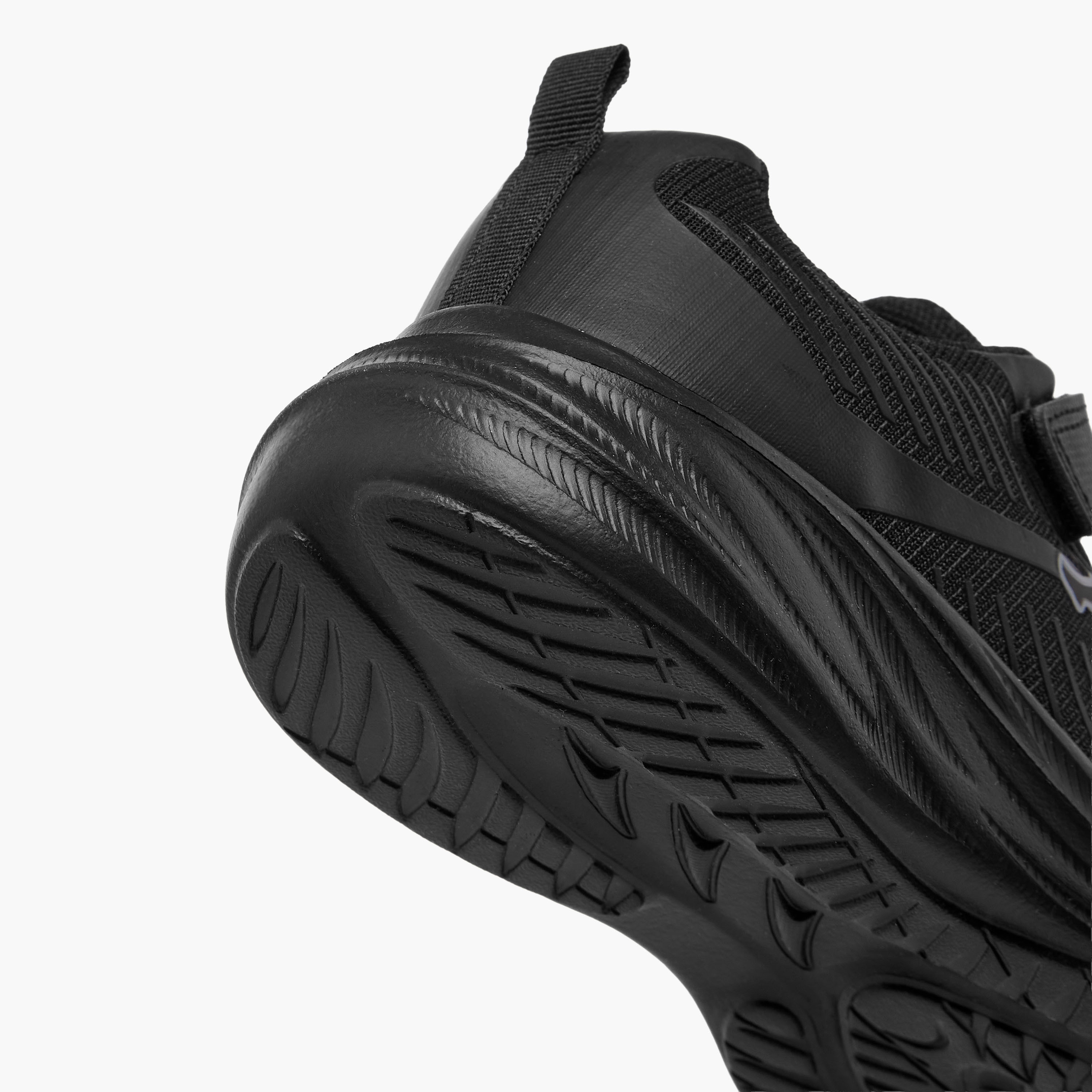 حذاء رياضي بشريط إغلاق لاصق وطبعات الشعار للجنسين من كابا-boys-shoes-sneakers-image-1