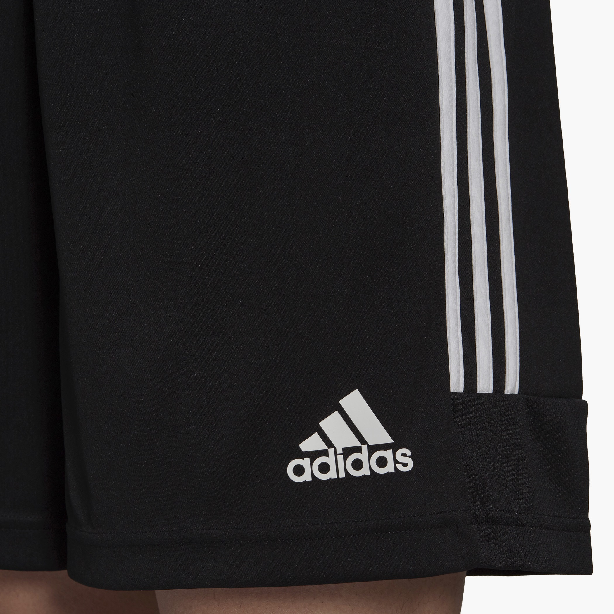 شورتس اديداس ام سيرينو شو للرجال مع 3 خطوط-men-clothing-bottoms-shorts-image-4