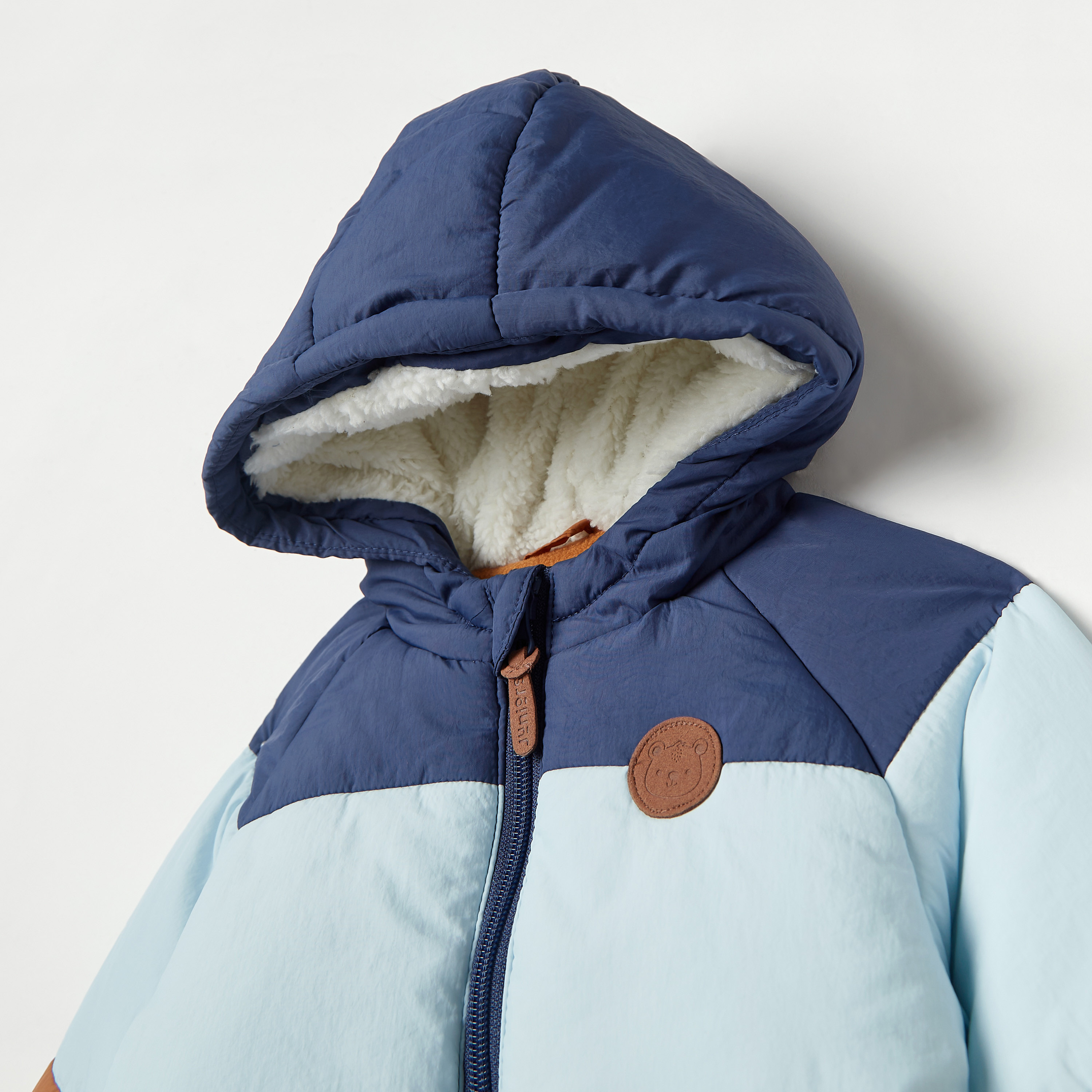 جاكيت ثقيل بسحّاب وجيوب وقبّعة من جونيورز-baby-boys-clothing-winterwear-jacketsandblazers-image-3