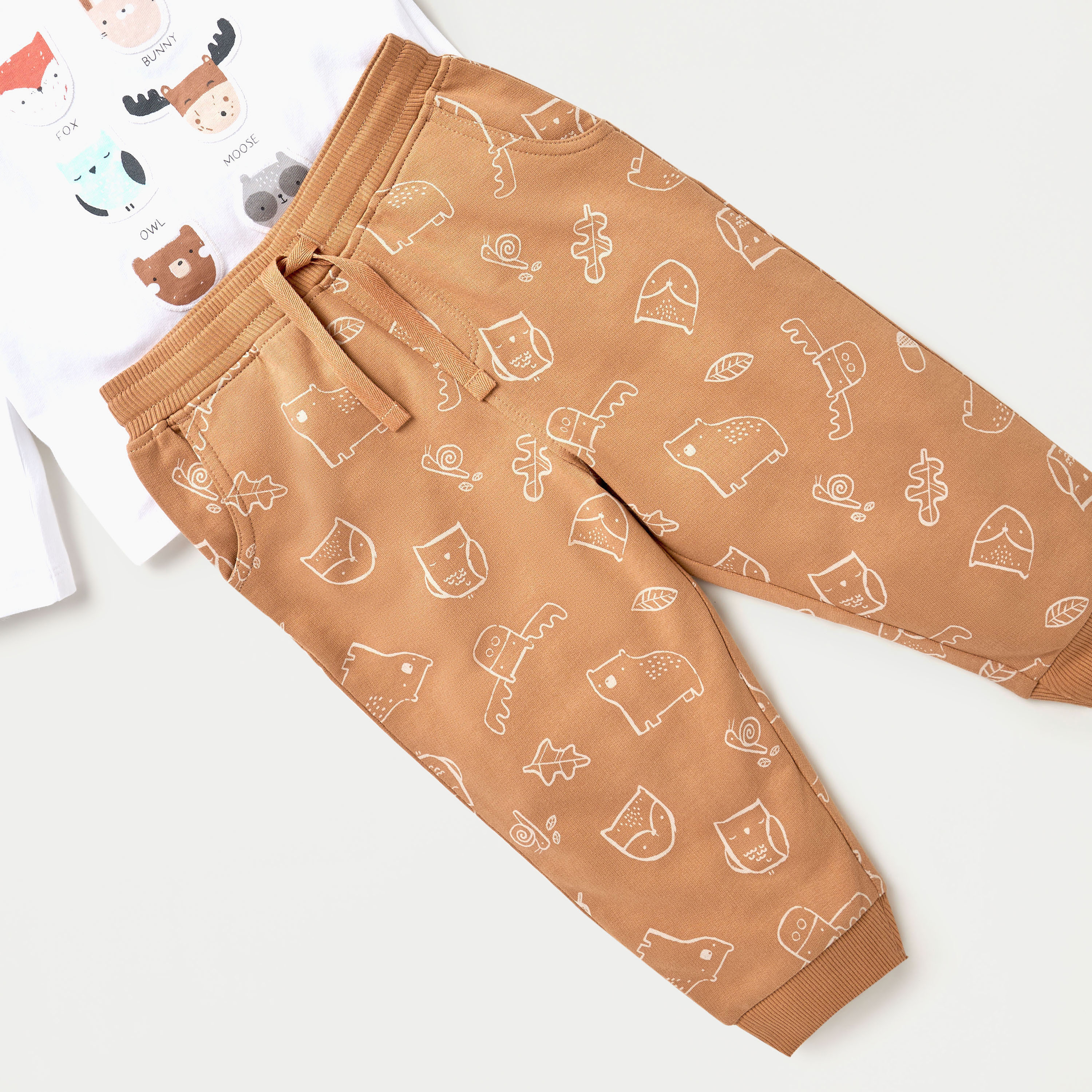 Juniors 3-Piece Printed Long Sleeves T-shirts and Joggers Set-baby-boys-clothing-setsandcoords-image-6