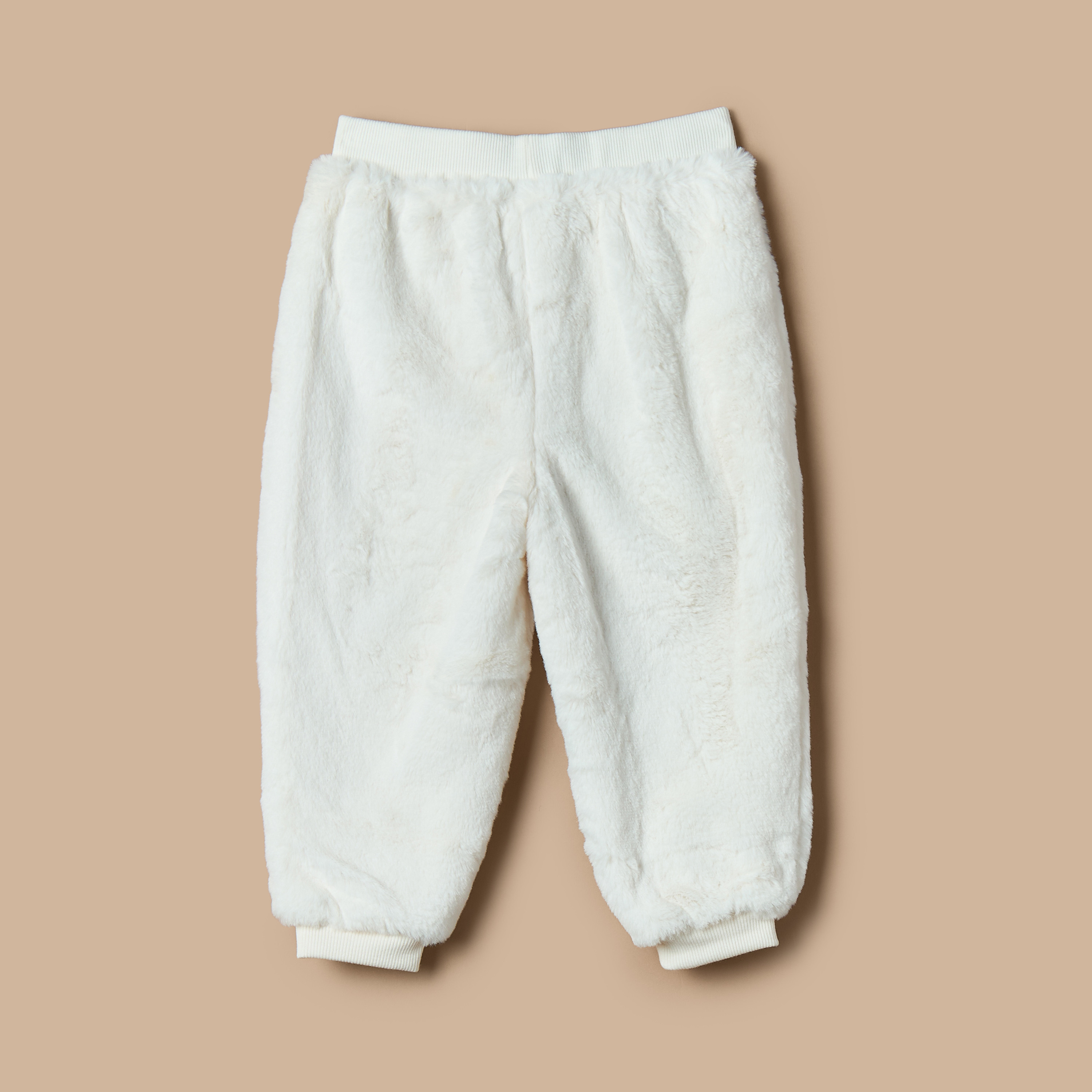 بنطلون رياضي فرو صناعي بارز الملمس بخصر مطاطي من جيجلز-baby-boys-clothing-bottoms-joggersandtrackpants-image-4