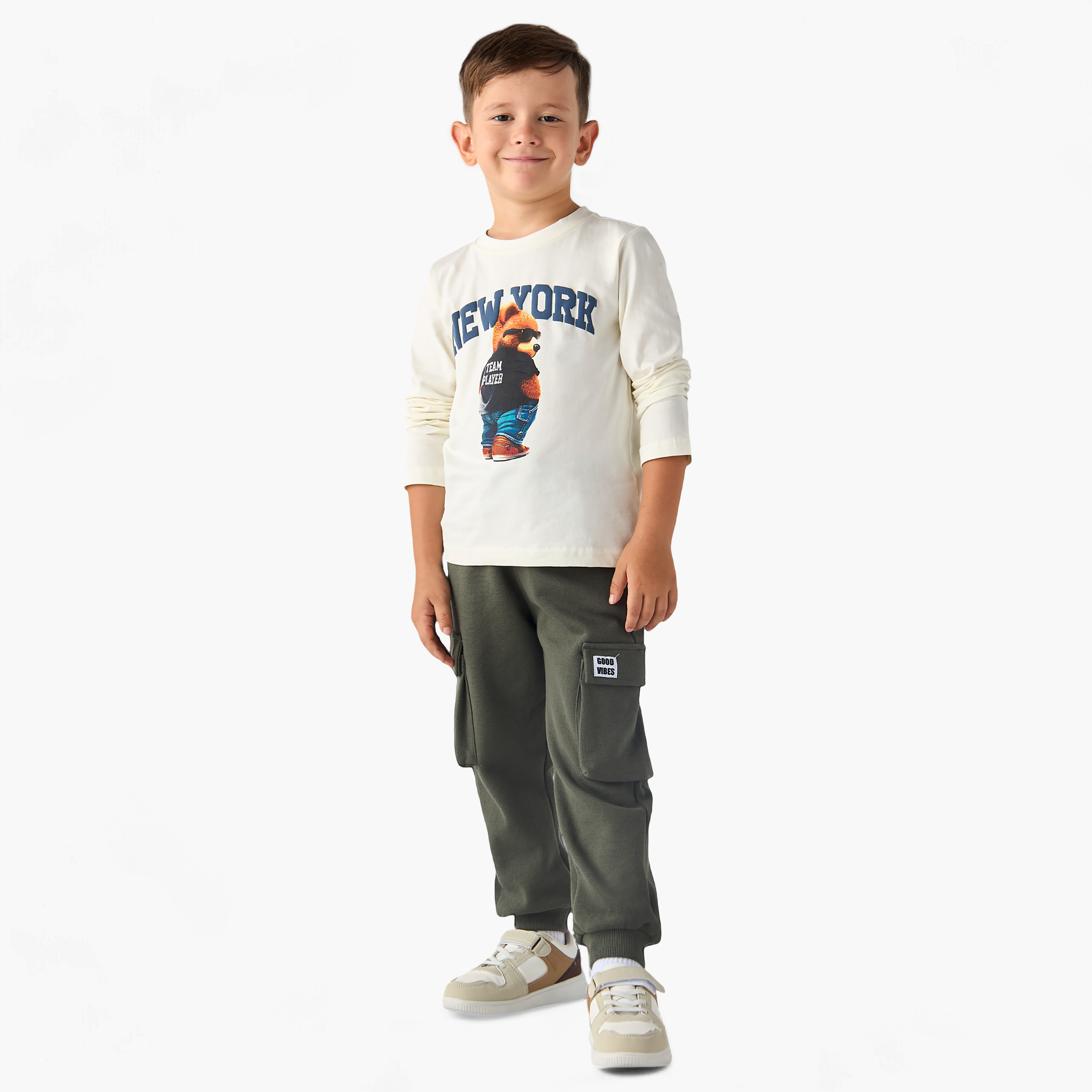 Juniors Graphic Print Crew Neck T-shirt with Long Sleeves-boys-clothing-tshirtsandpolos-image-2