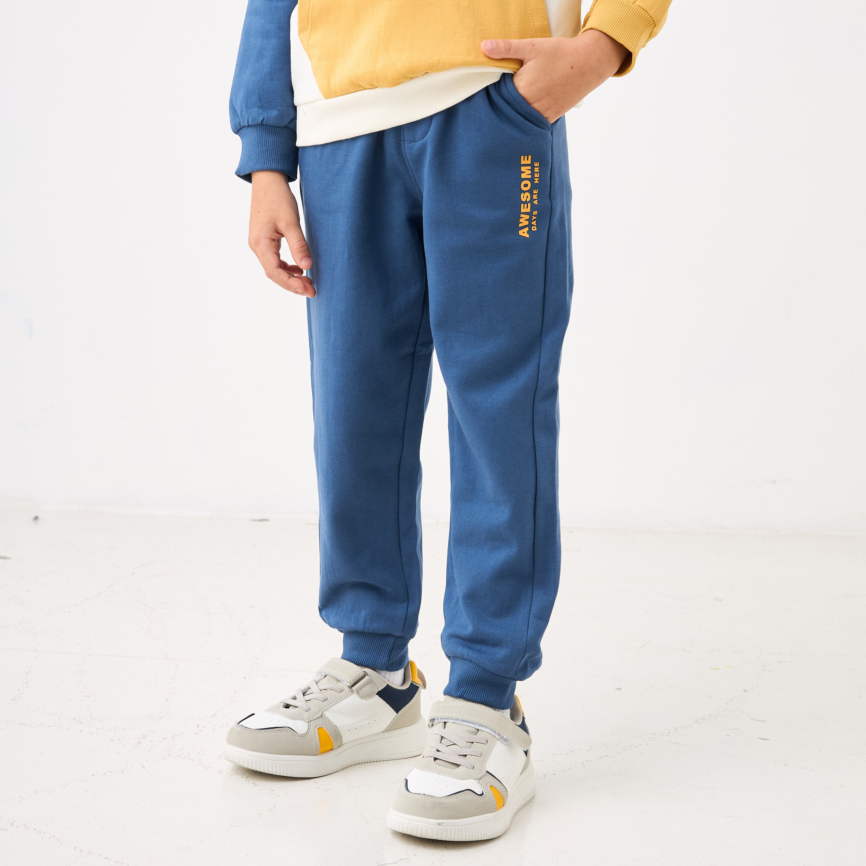Juniors Colourblock Sweatshirt and Joggers Set-boys-clothing-setsandcoords-image-3