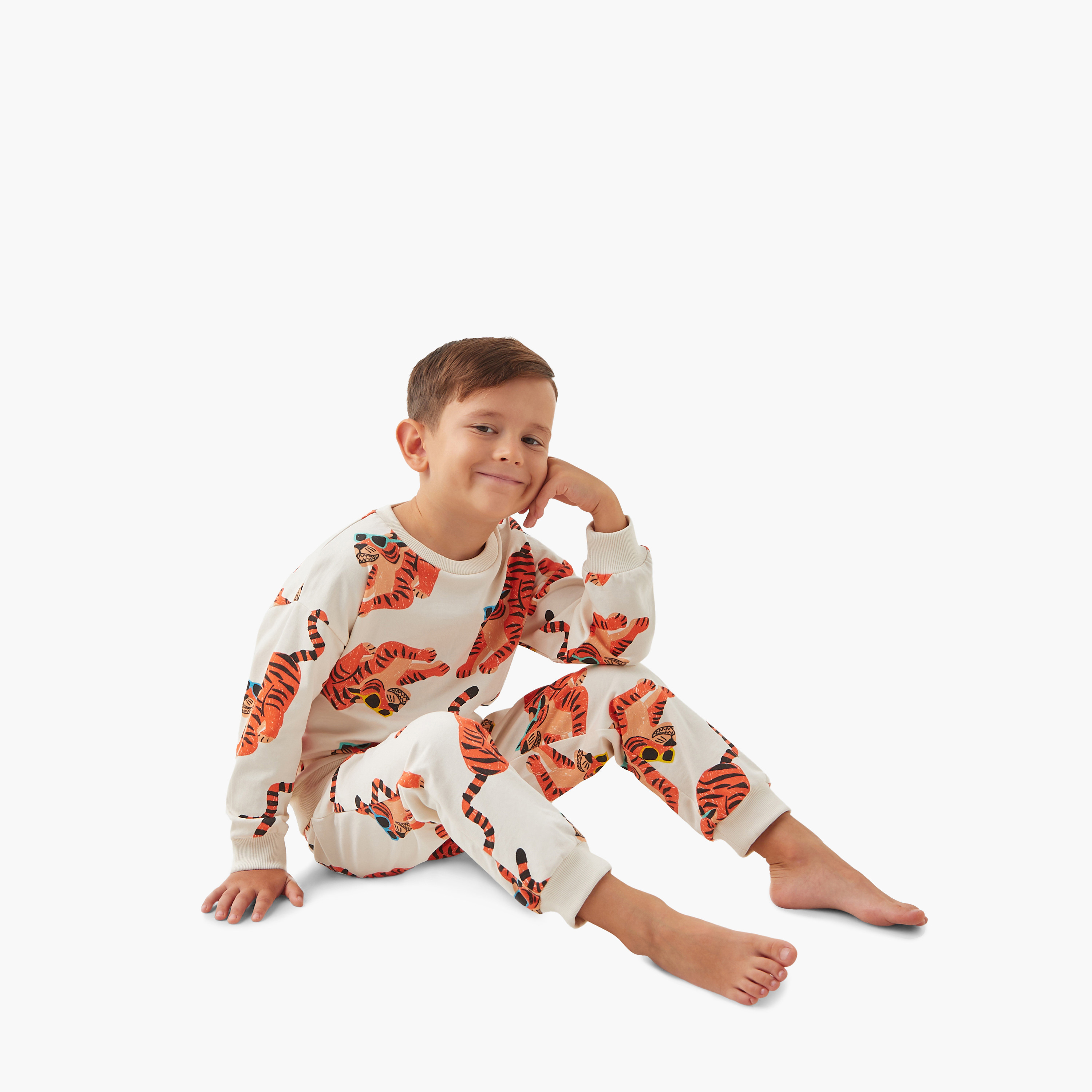 Juniors All-Over Tiger Print Long Sleeves Sweatshirt and Joggers Set-boys-clothing-setsandcoords-image-2