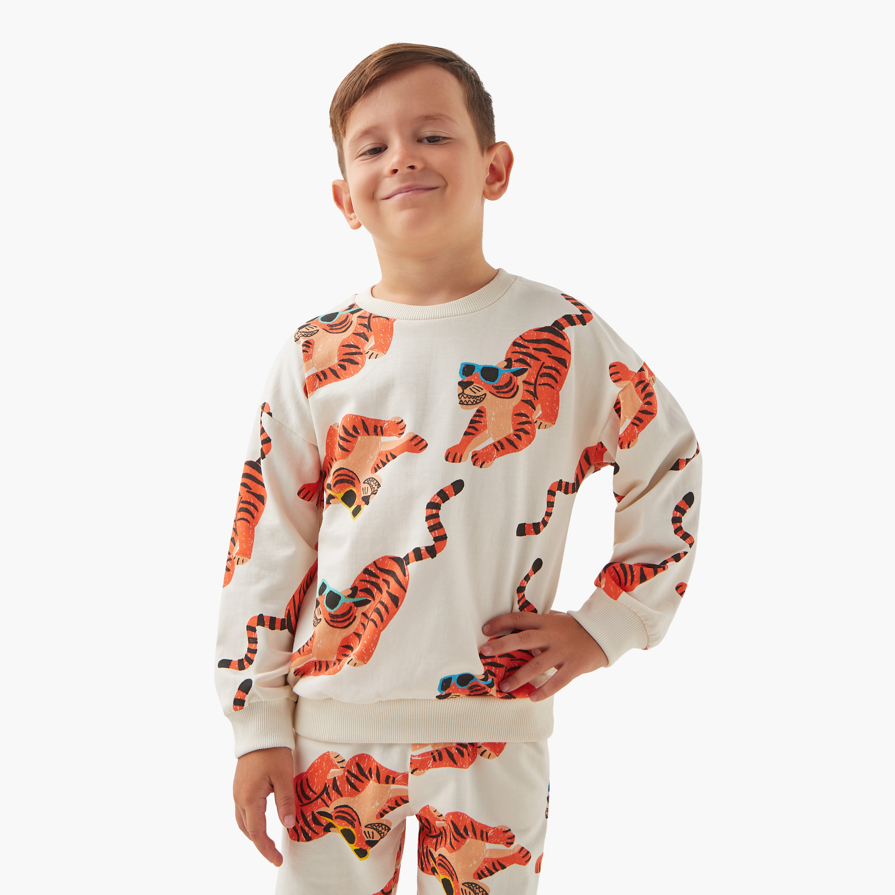 Juniors All-Over Tiger Print Long Sleeves Sweatshirt and Joggers Set-boys-clothing-setsandcoords-image-4