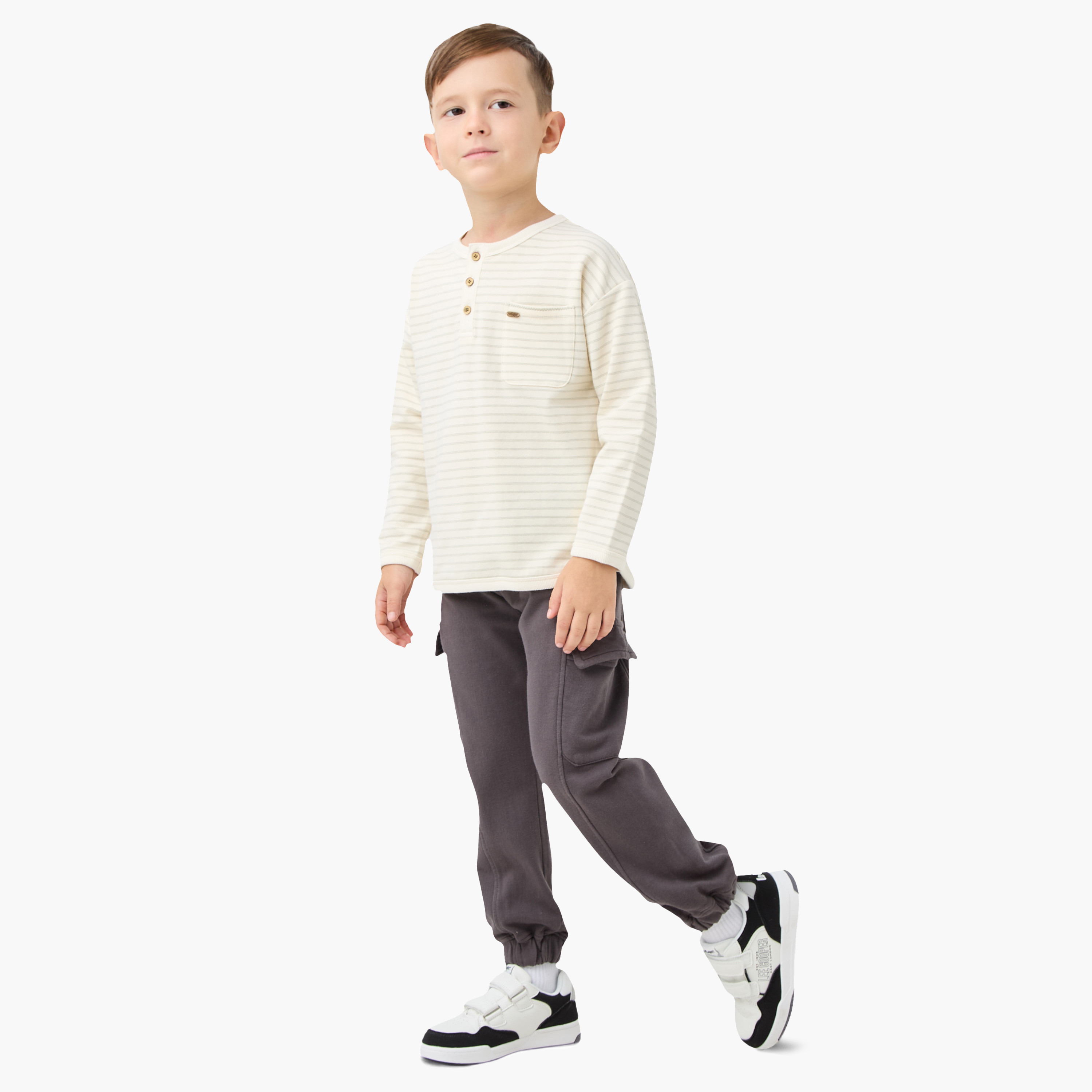 تيشيرت مخطّط بياقة بأزرار وأكمام طويلة من إليجو-boys-clothing-tshirtsandpolos-image-2