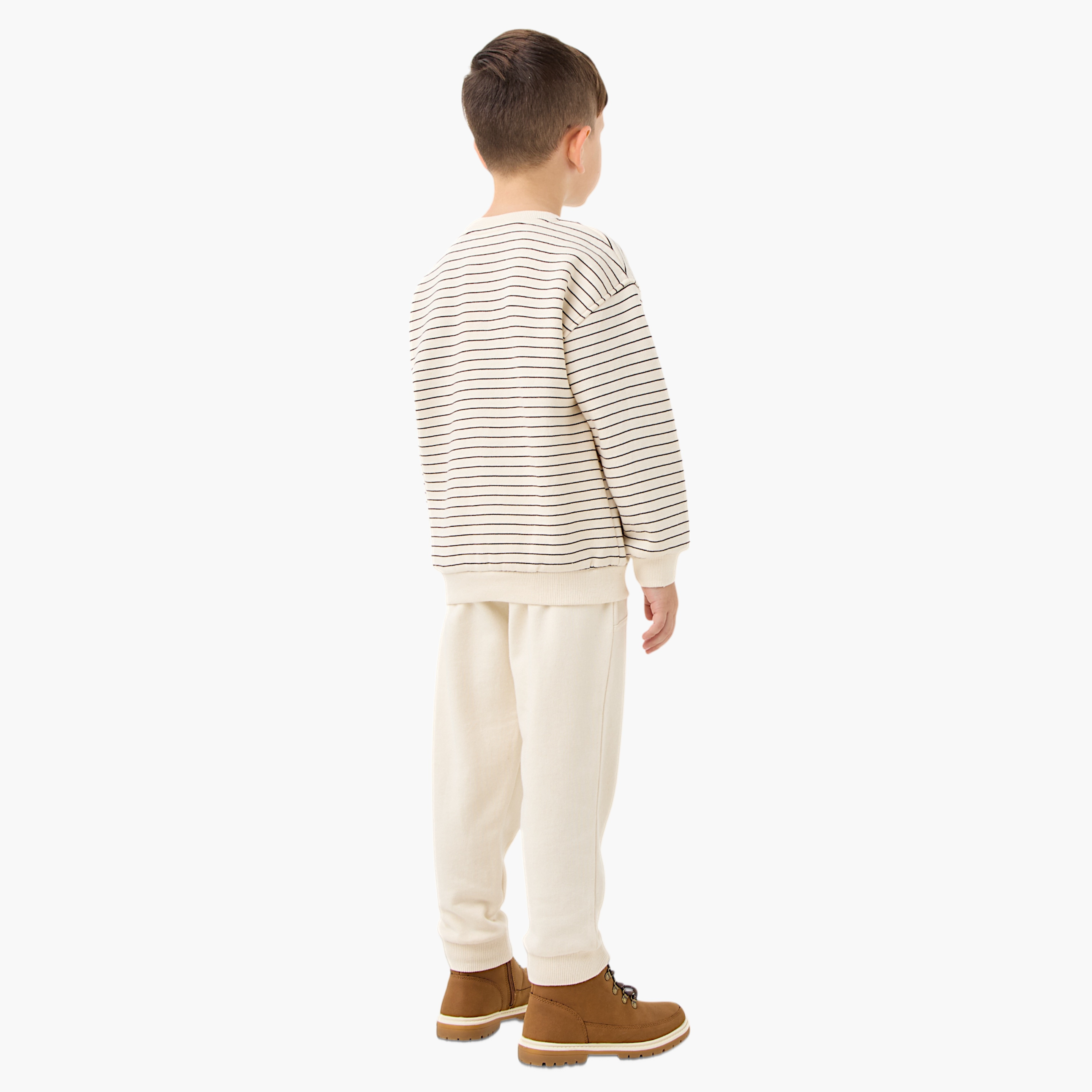 طقم بنطلون رياضي وتيشيرت مقلّم من إليجو-boys-clothing-setsandcoords-image-4