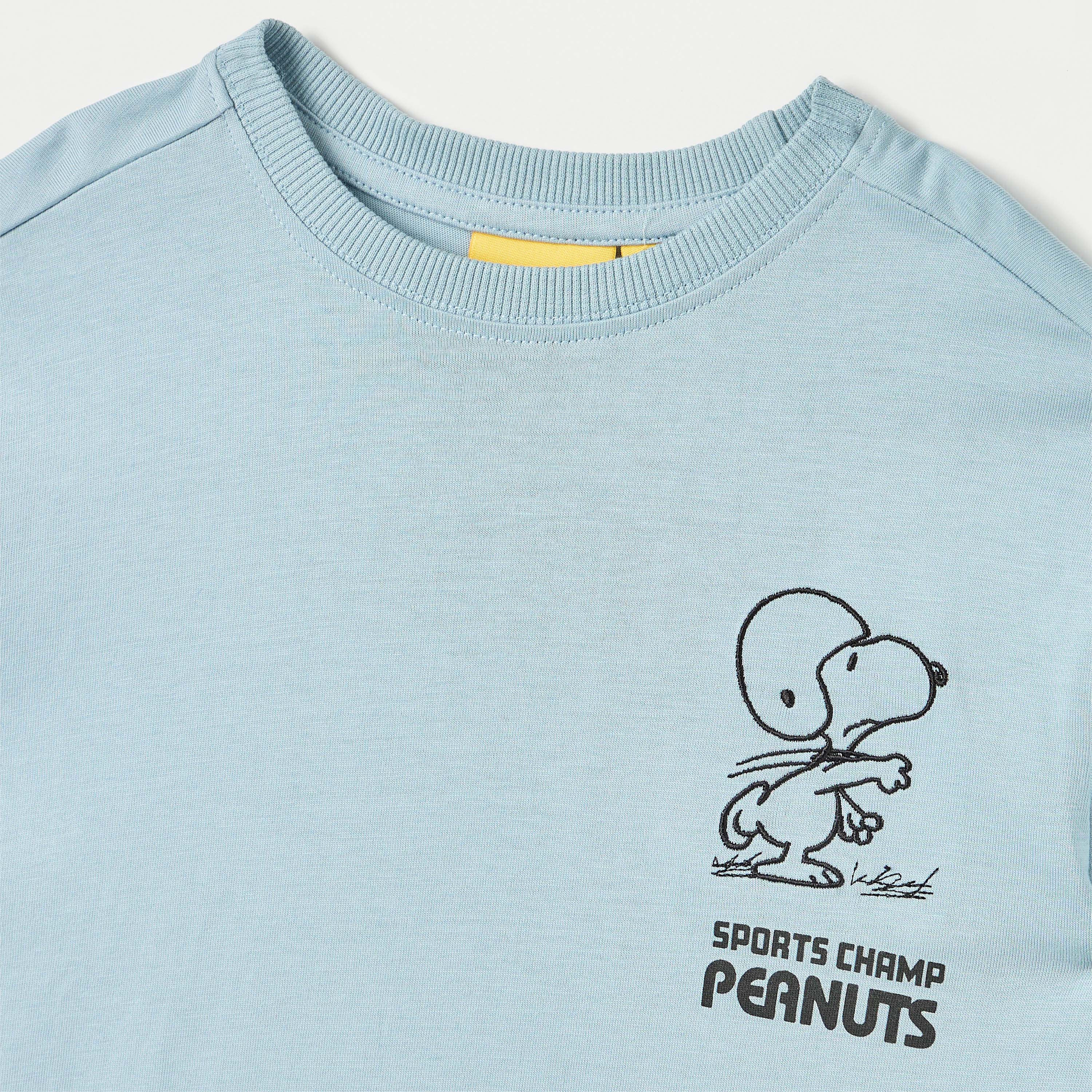 تيشيرت بياقة ضيّقة وأكمام طويلة وطبعات جرافيك-boys-clothing-tshirtsandpolos-image-2