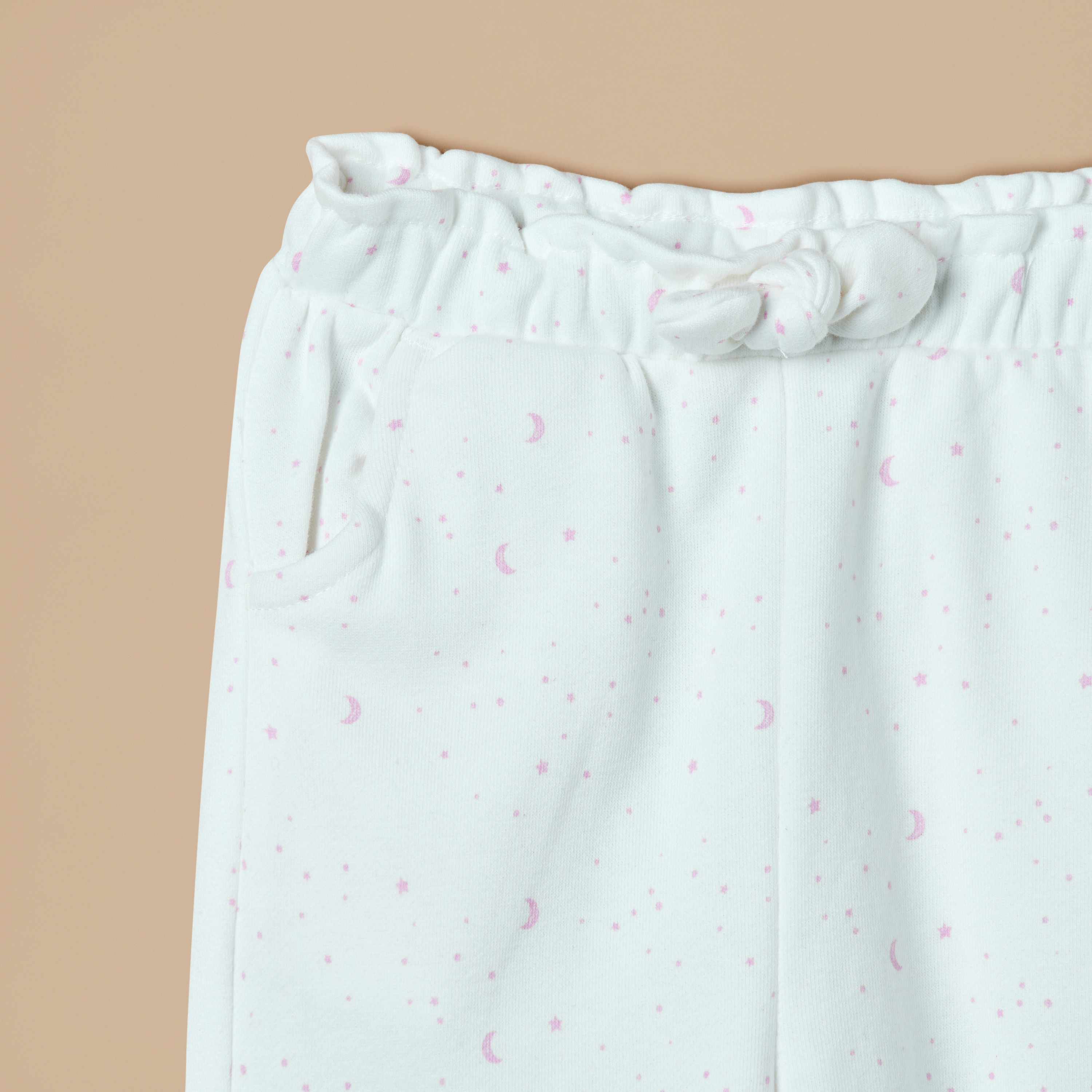 بنطلون رياضي بخصر مطاطي وجيوب وطبعات من جونيورز-baby-girls-clothing-bottoms-joggersandtrackpants-image-3