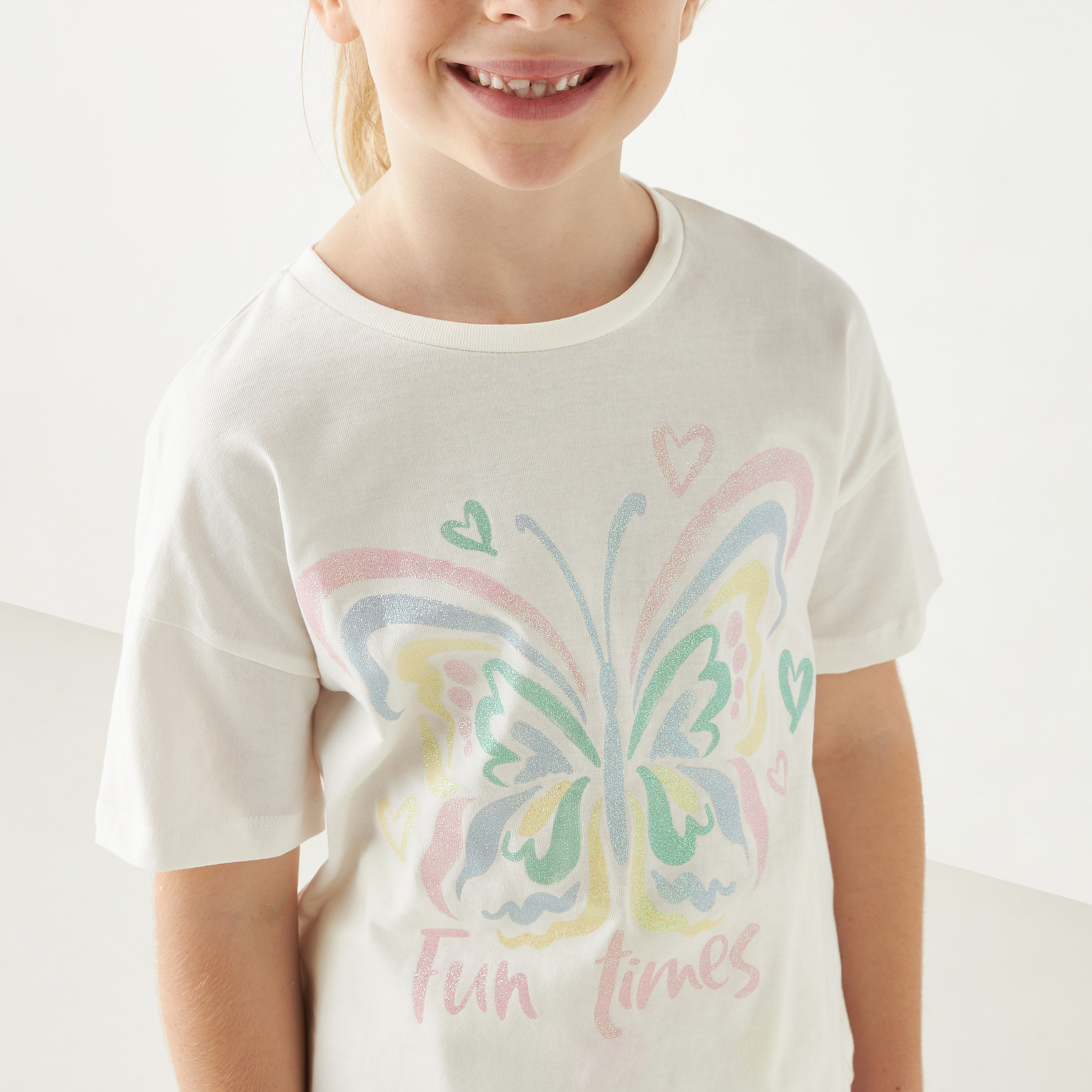 تيشيرت بأكمام قصيرة وطبعات جرافيك من جونيورز-girls-clothing-tshirts-image-4