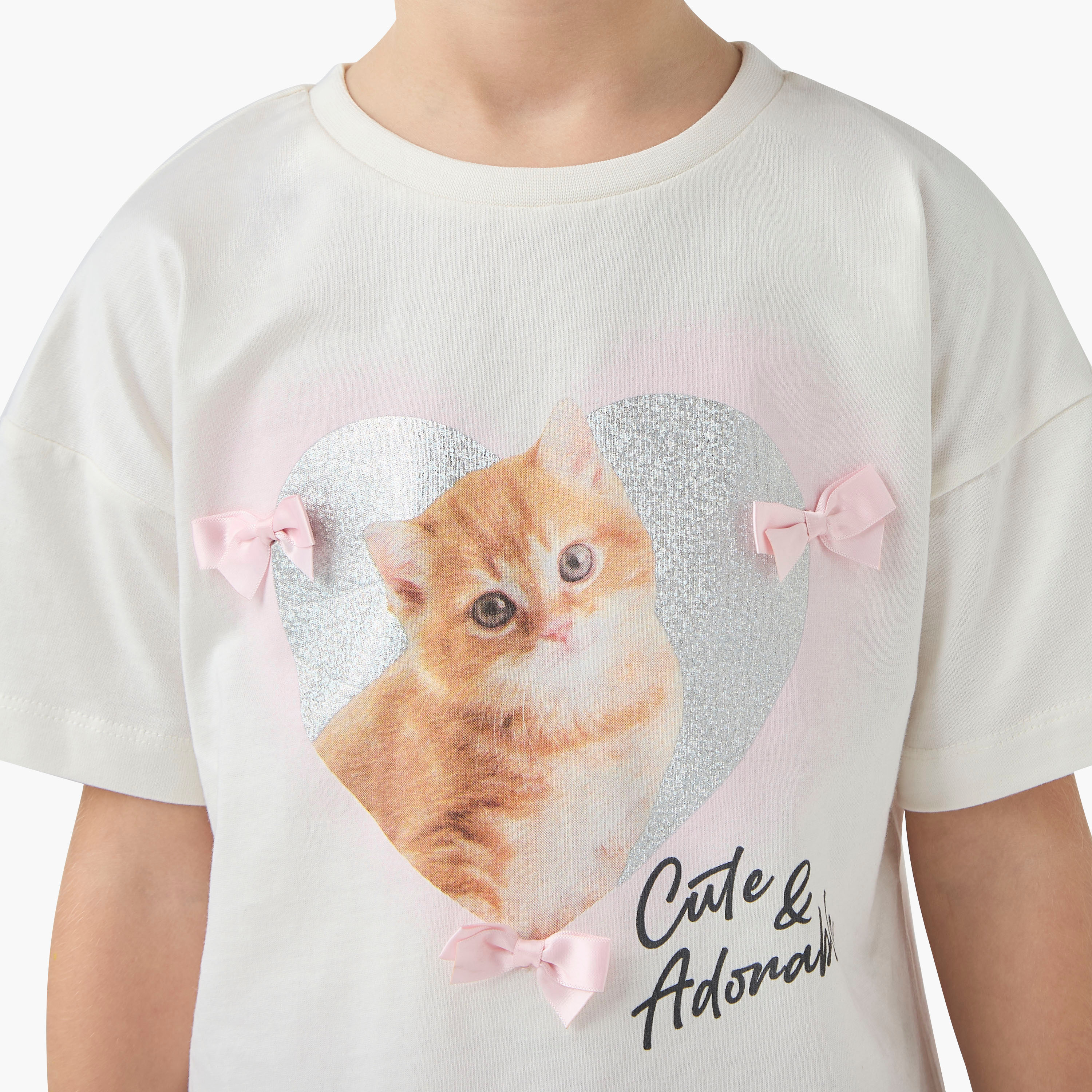 Juniors Kitten Print Crew Neck T-shirt with Bow Accent-girls-clothing-tshirts-image-4