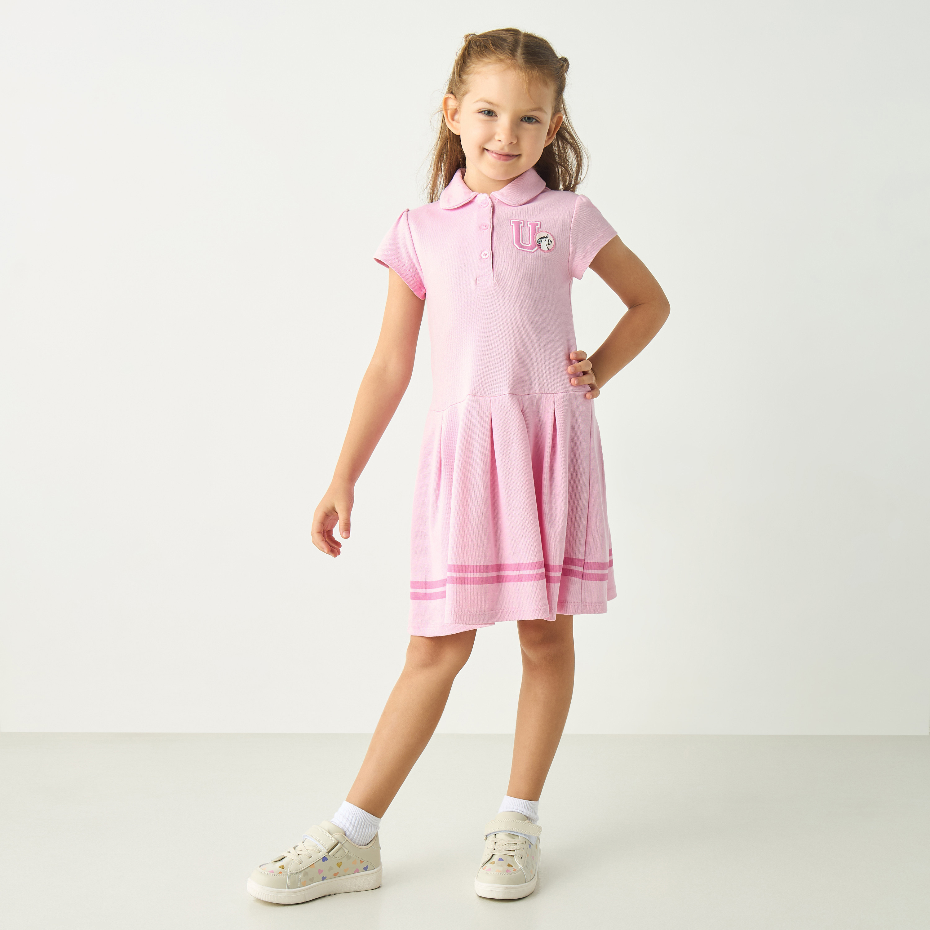 فستان بولو إيه لاين بأكمام قصيرة وتفاصيل يونيكورن من جونيورز-girls-clothing-dressesandjumpsuits-image-2