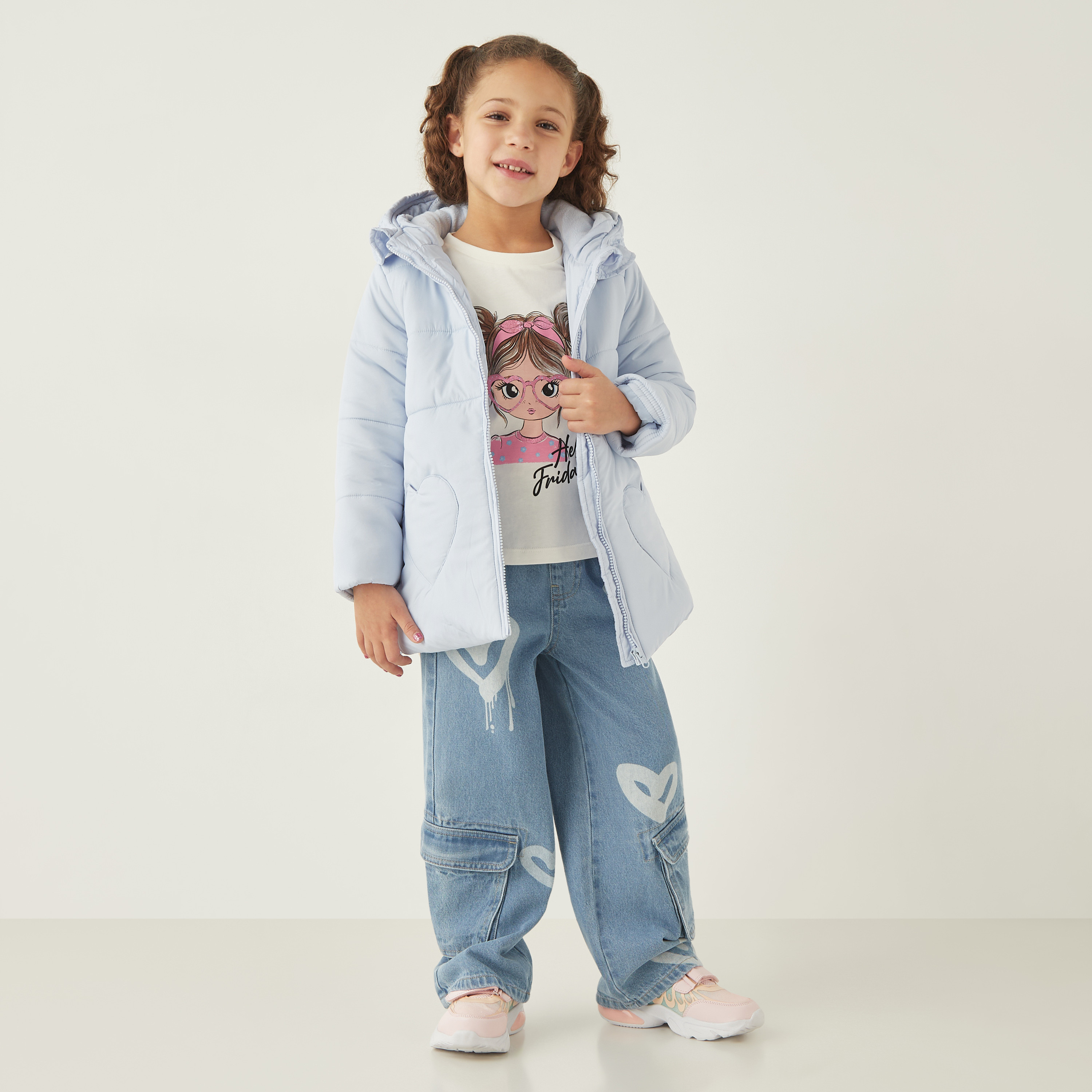 جاكيت مبطن بقبعة وأكمام طويلة وسحّاب إغلاق وزينة قلب من جونيورز-baby-girls-clothing-winterwear-jacketsandcoats-image-2