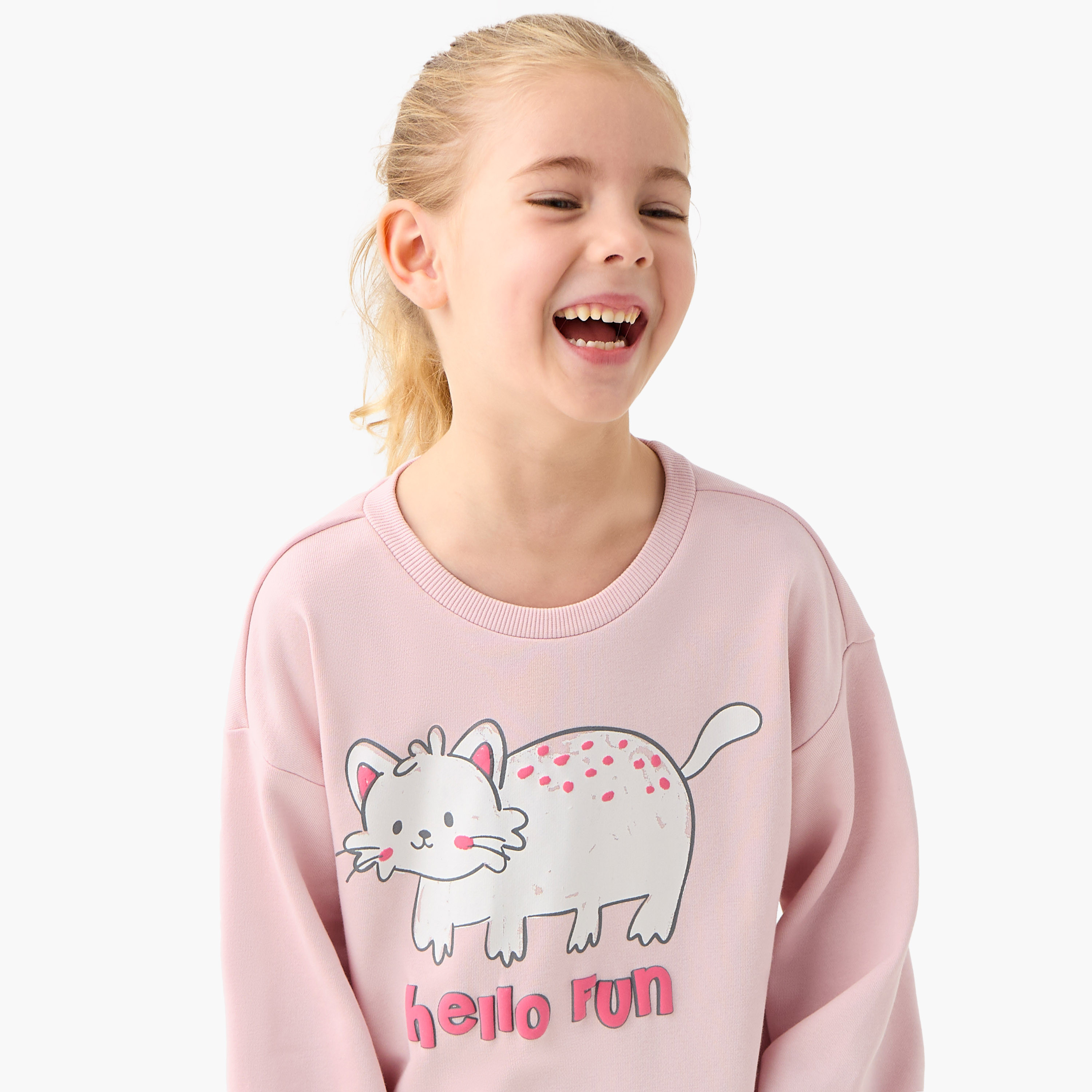 Juniors Graphic Print Crew Neck Sweatshirt with Long Sleeves-baby-girls-clothing-winterwear-sweatshirts-image-4
