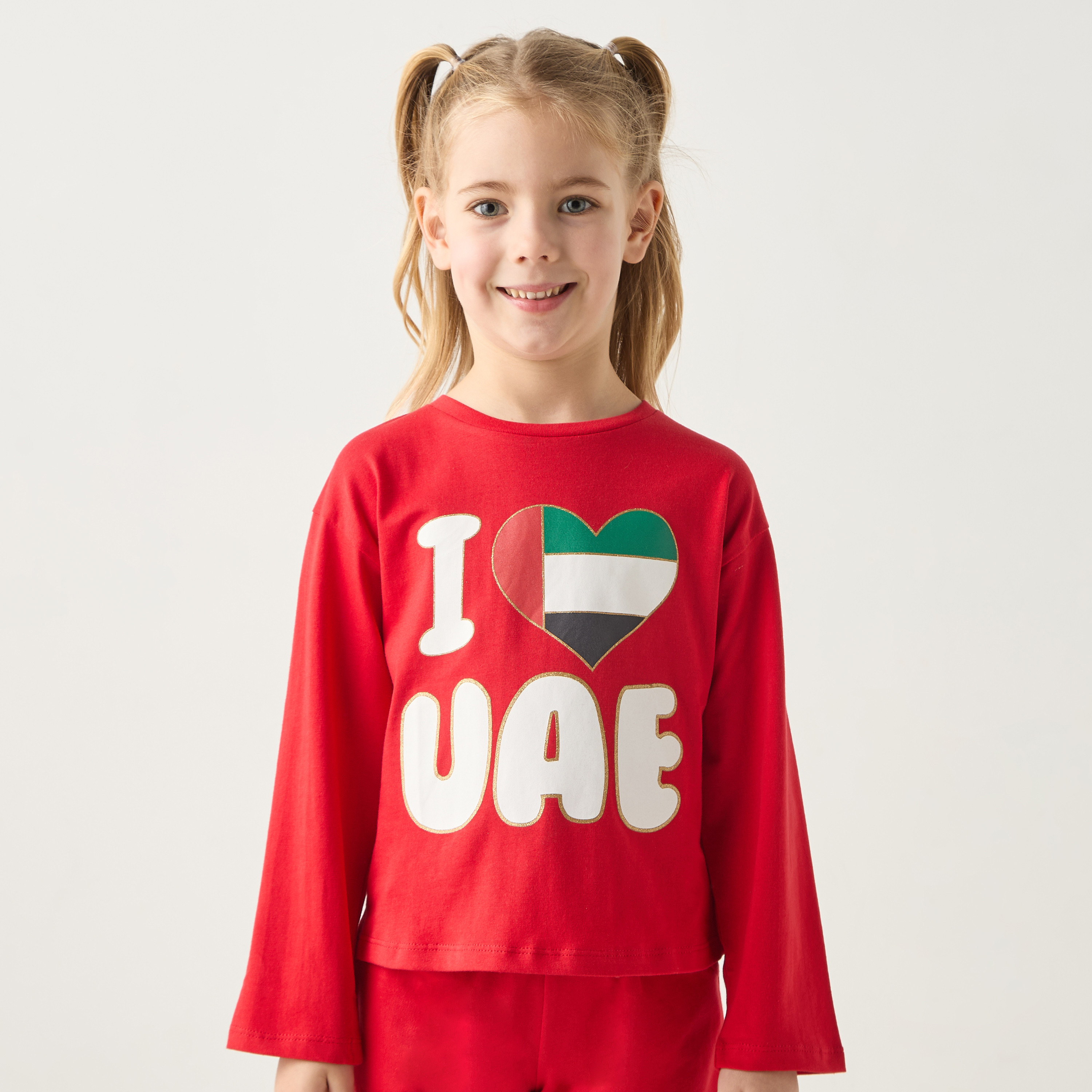 Juniors UAE National Day Print Crew Neck T-shirt with Long Sleeves-girls-clothing-tshirts-image-1