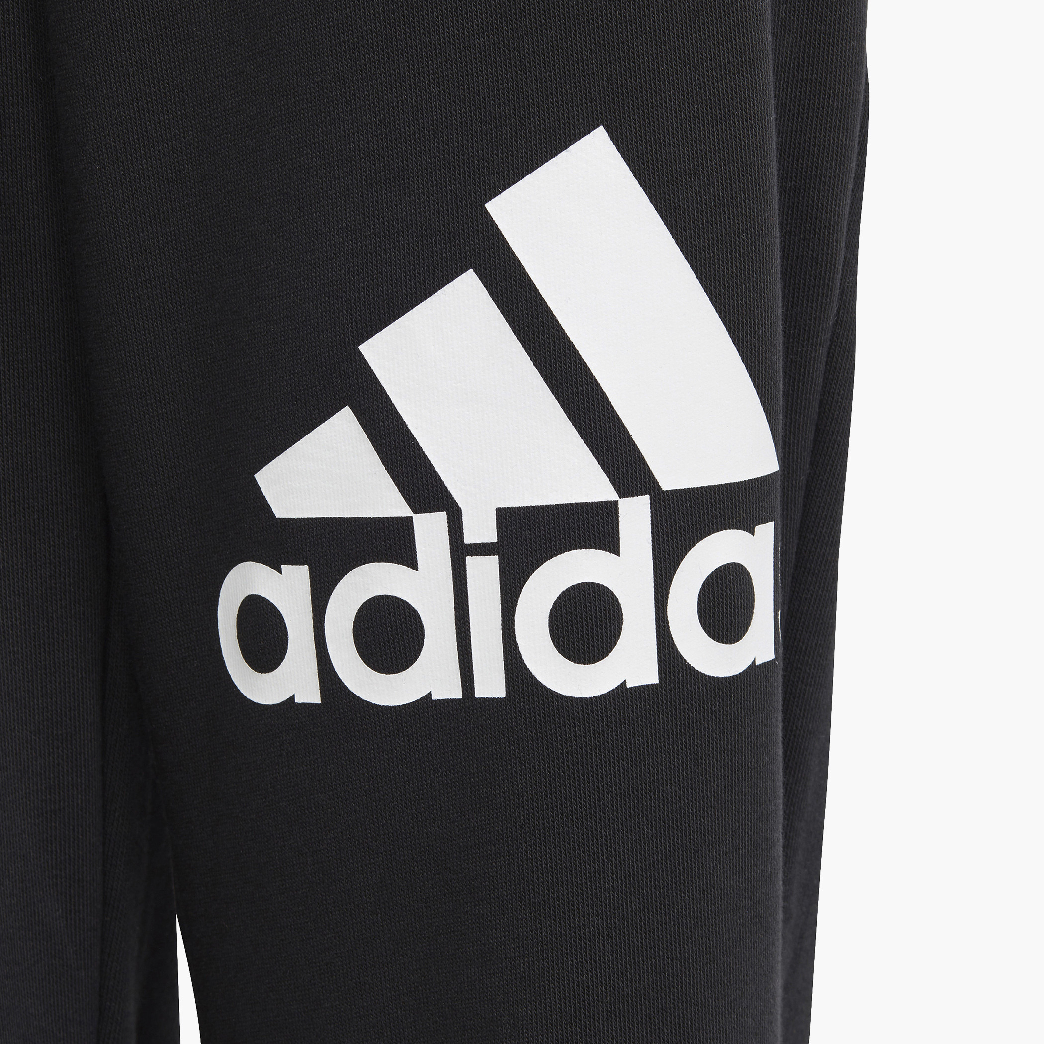 بنطلون رياضي بخصر مطاطي وطبعات شعار من أديداس-boys-clothing-bottoms-joggersandtrackpants-image-4