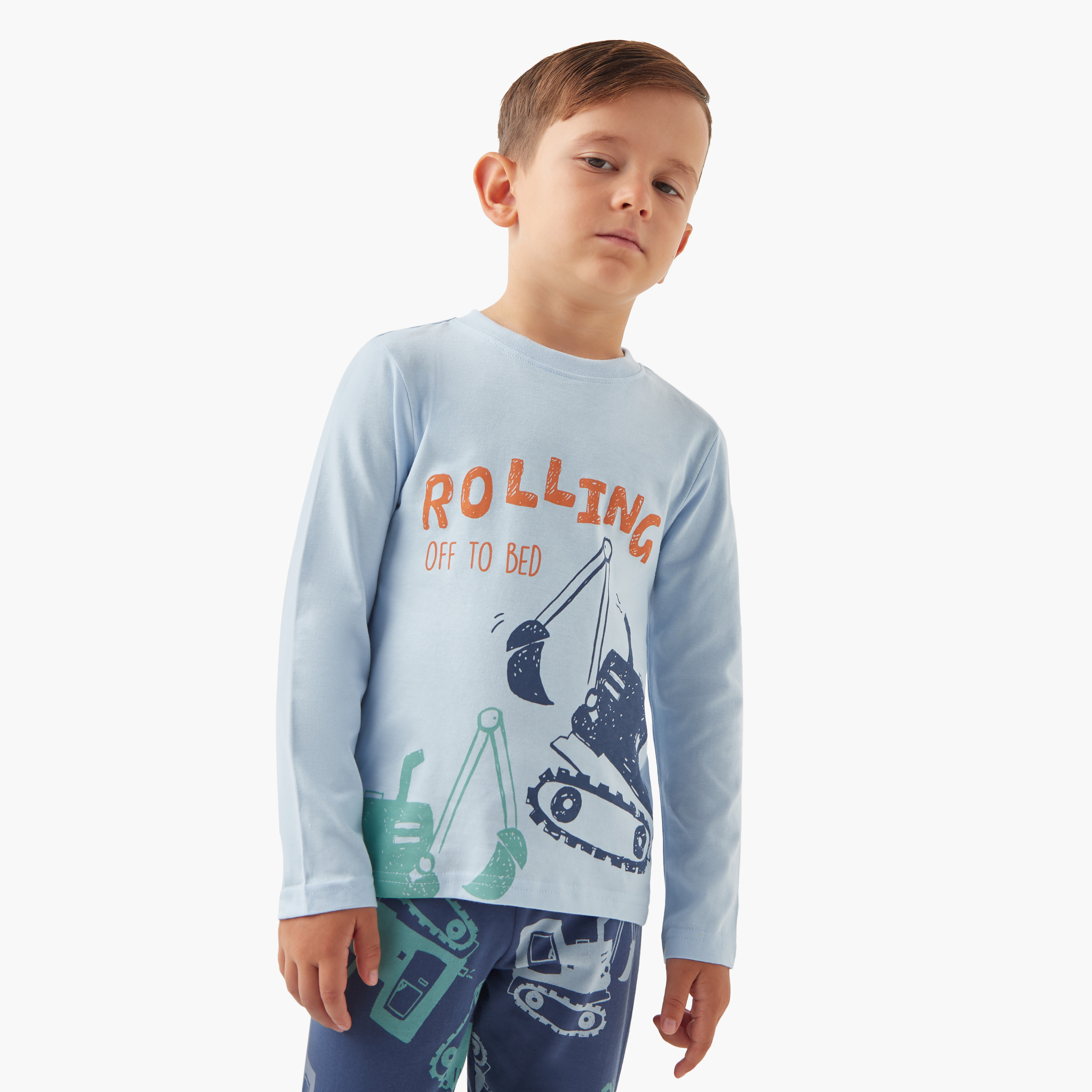 طقم بنطلون بيجاما وتيشيرت بطبعات جرافيك من جونيورز-boys-clothing-nightwear-image-4