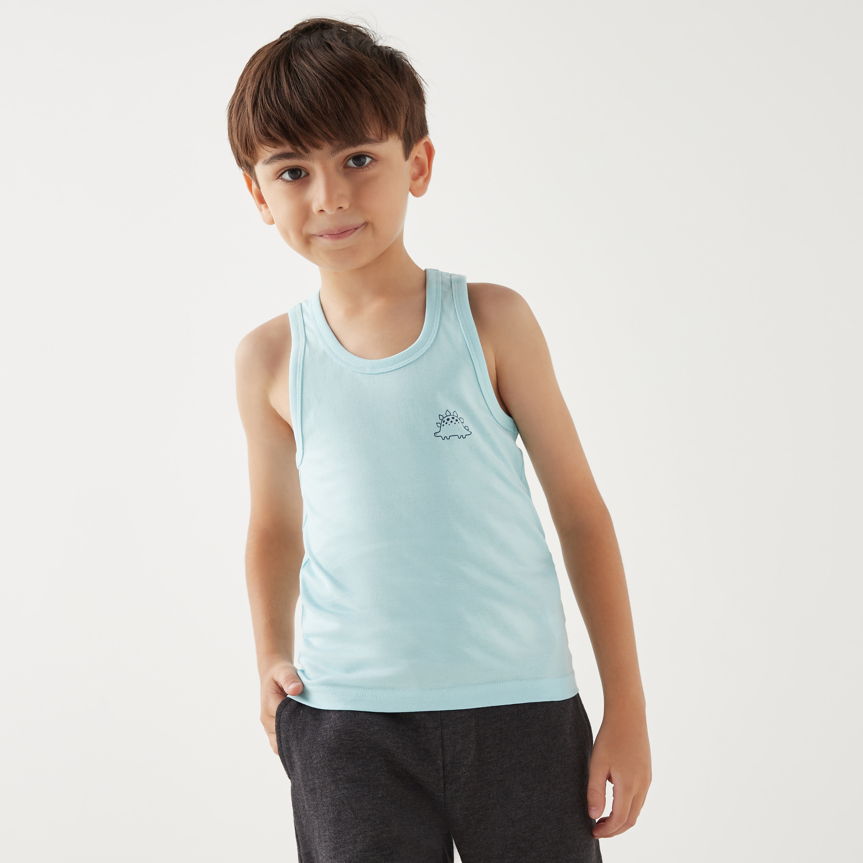 فيست دون أكمام بطبعات ديناصور من جونيورز- طقم من 3 قطع-baby-boys-clothing-innerwear-image-6