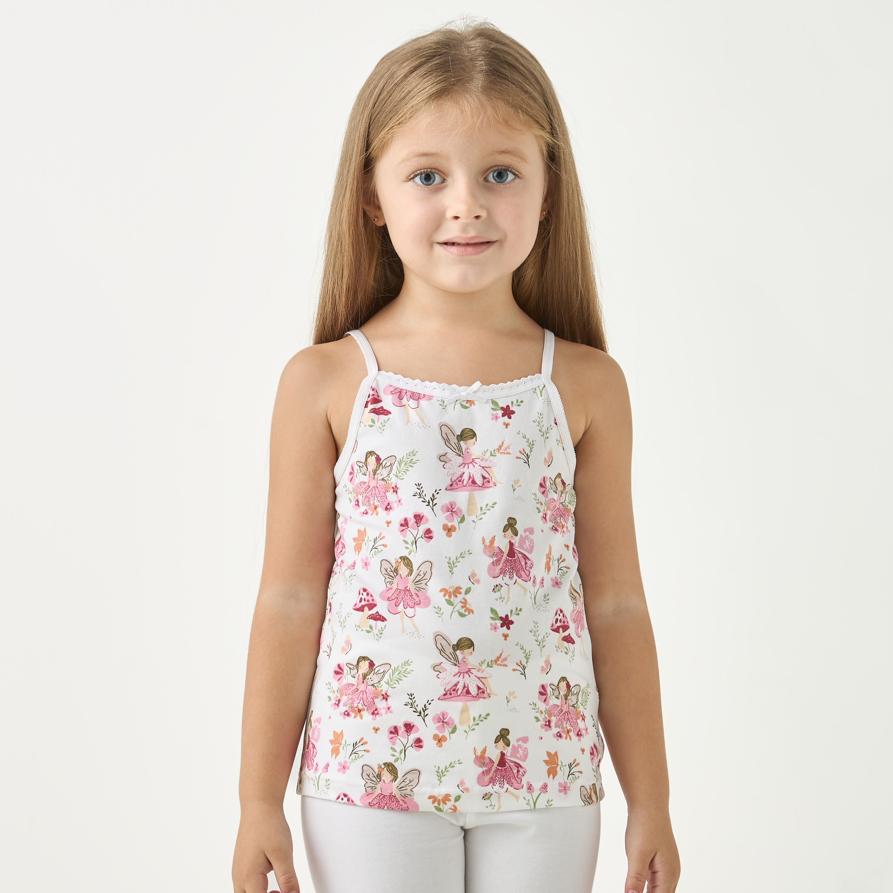 بلوزة كامي بطبعات وتفاصيل دانتيل من جونيورز - طقم من 3 قطع-girls-clothing-innerwear-vests-image-4
