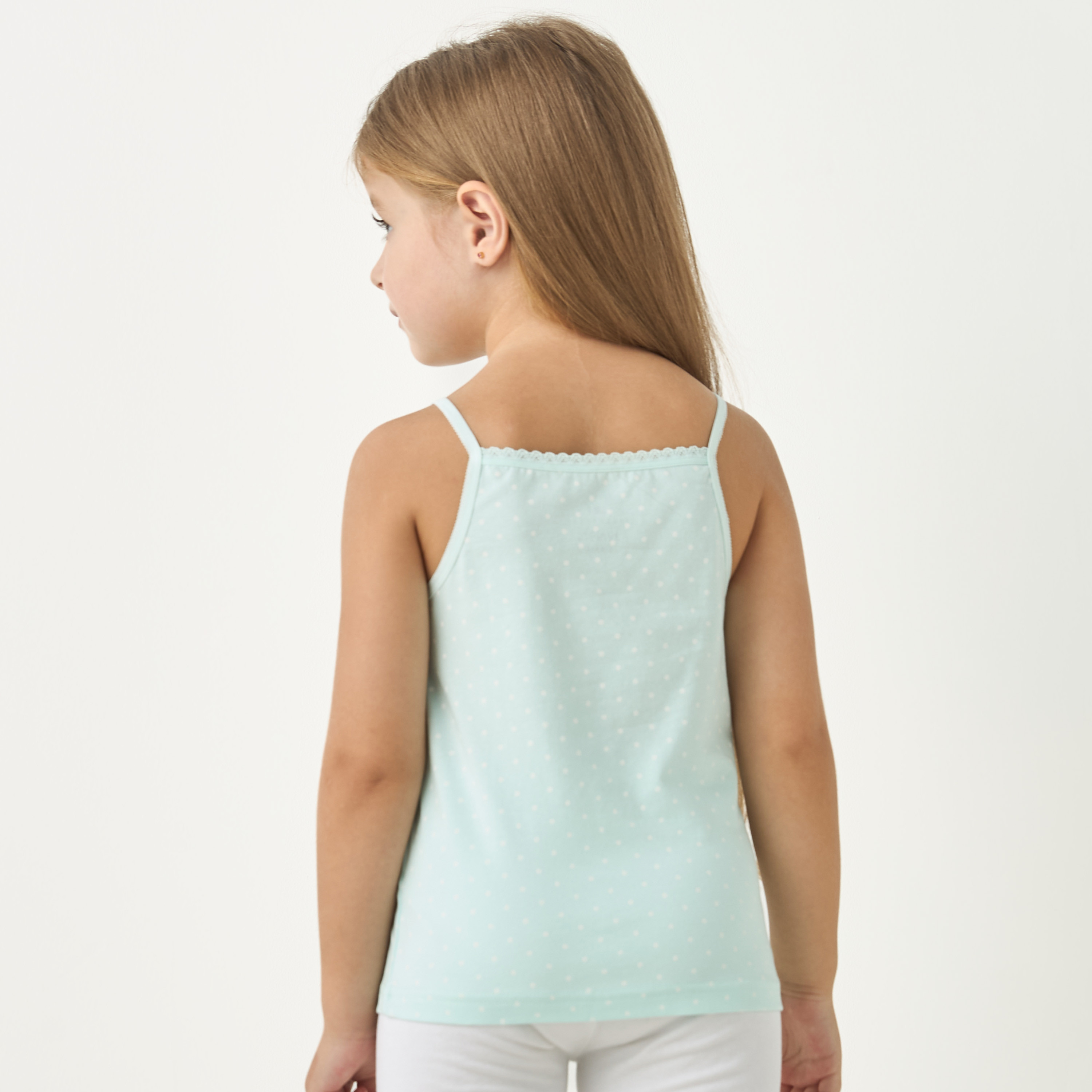 بلوزة كامي بطبعات وتفاصيل دانتيل من جونيورز - طقم من 3 قطع-girls-clothing-innerwear-vests-image-6