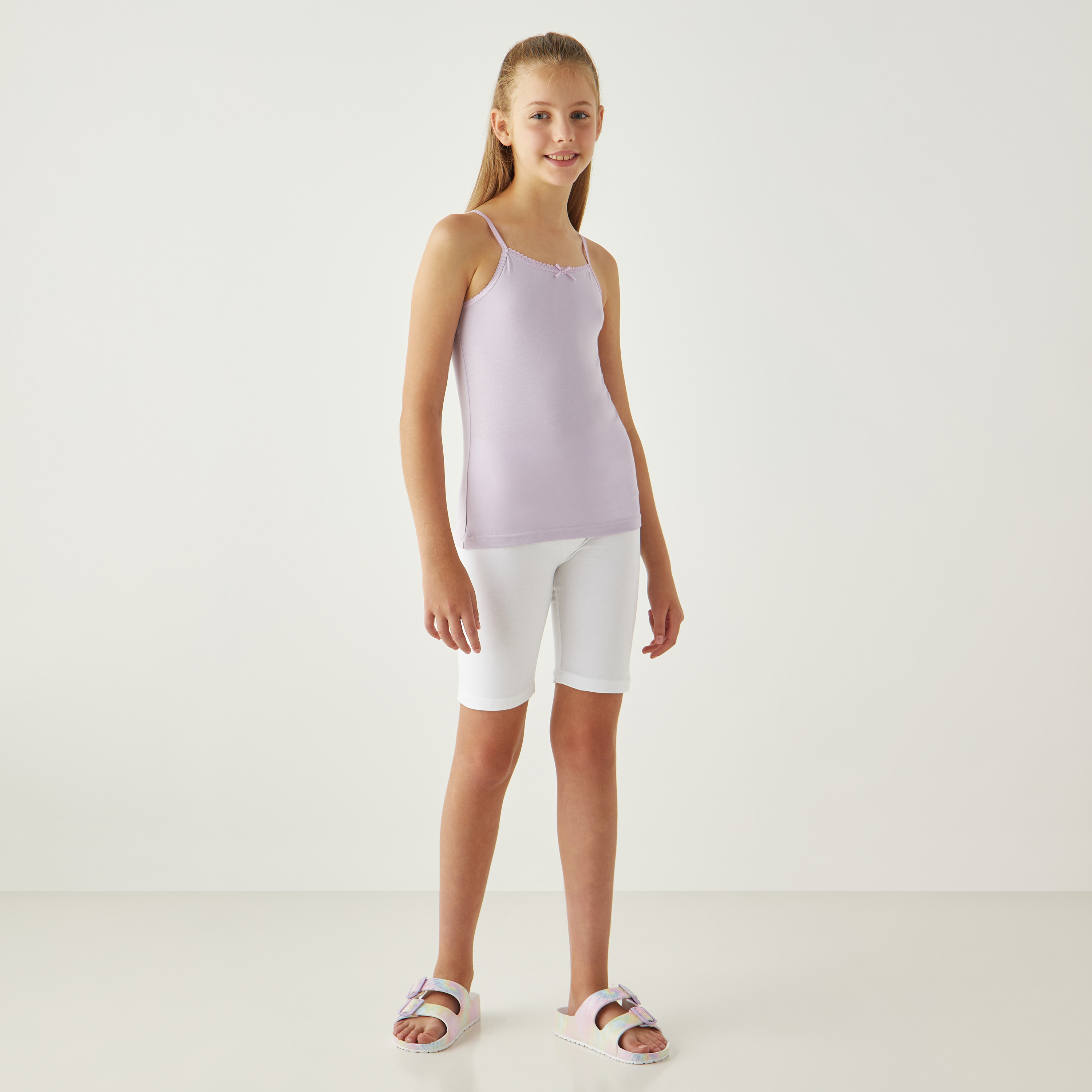 قمصان داخلية سادة بتفاصيل فيونكة - عبوة من 3 قطع-girls-clothing-innerwear-vests-image-2