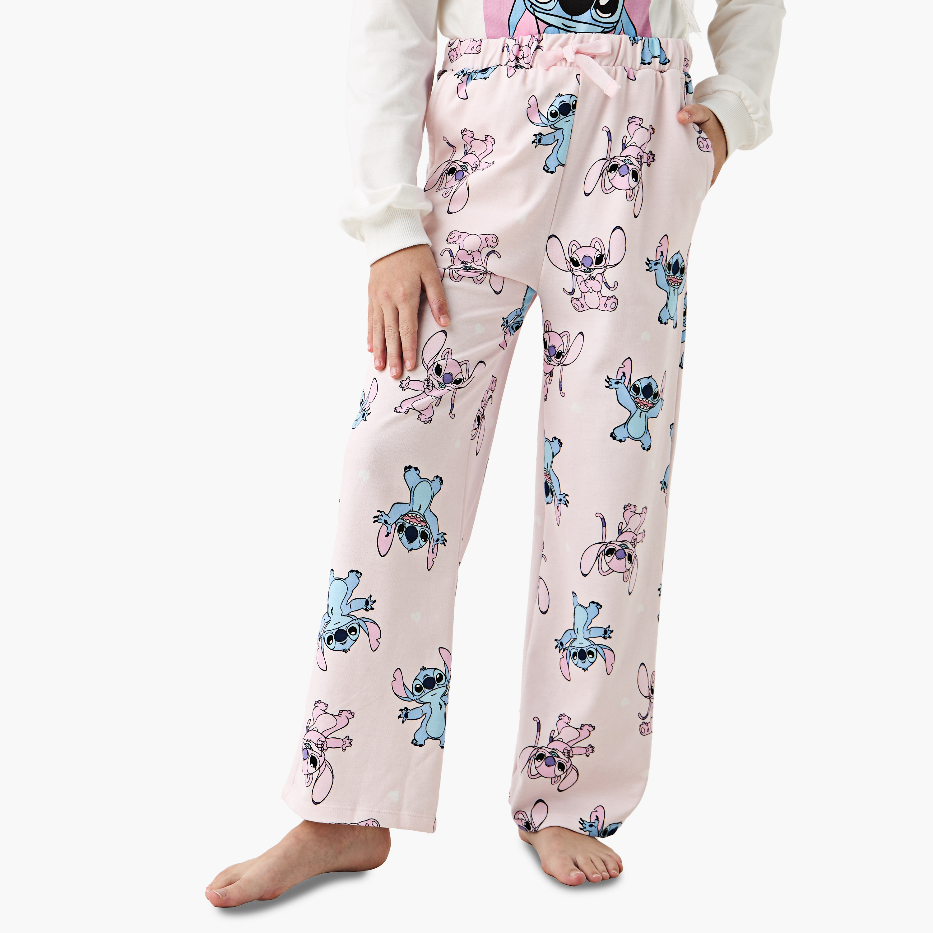طقم بنطلون بيجاما مطاطي وتيشيرت بأكمام طويلة وطبعات ستيتش آند أنجل من ديزني-girls-clothing-nightwear-image-3