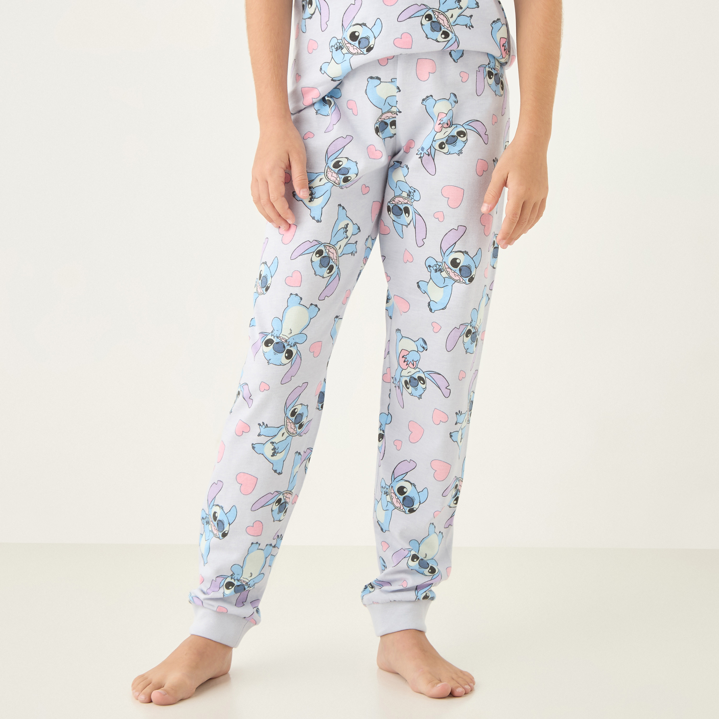 بنطلون بيجاما وتيشيرت بأكمام قصيرة وطبعات من ديزني - مجموعة من طقمين-girls-clothing-multipacks-image-5