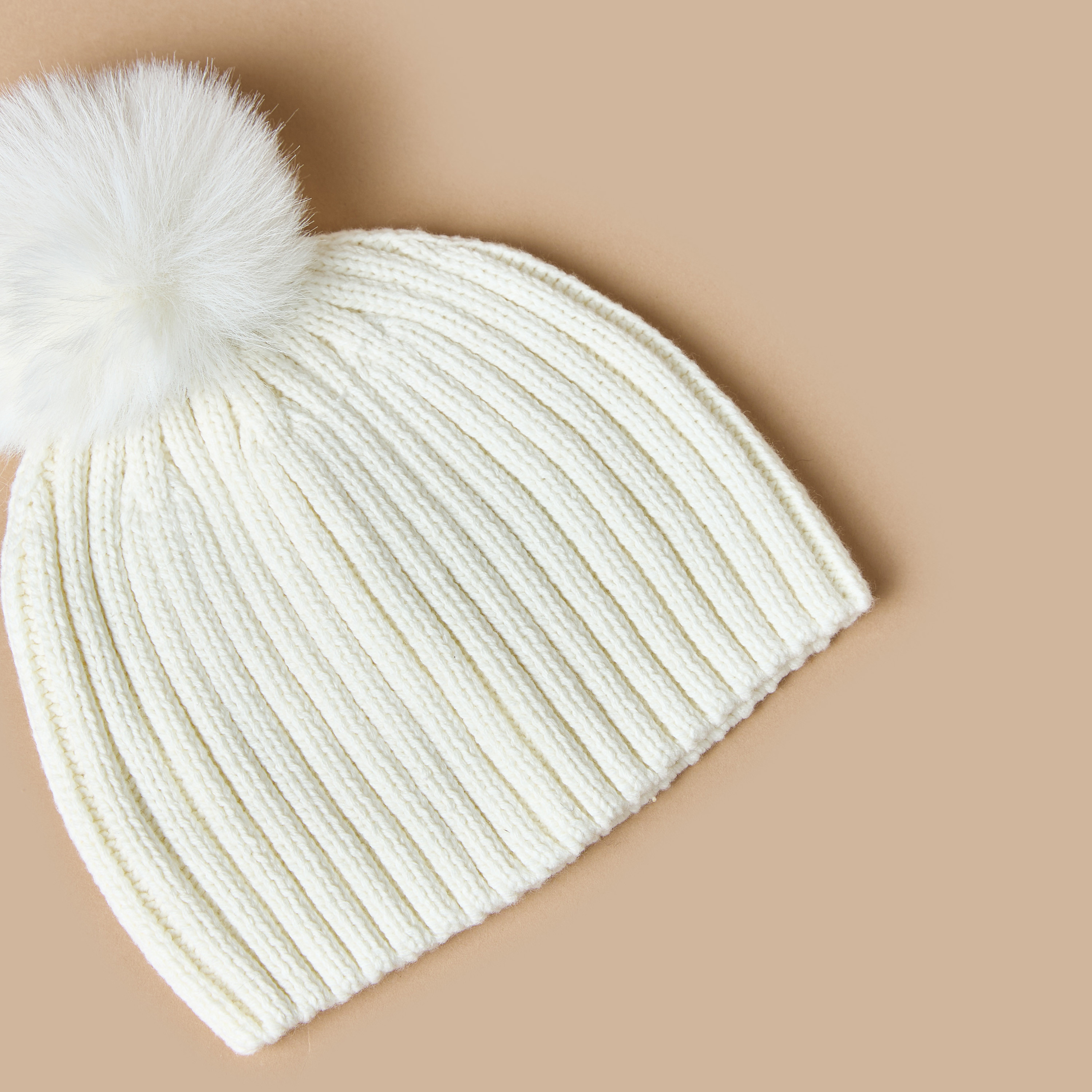 Juniors Textured Beanie Cap with Pom-Pom Detail-baby-girls-clothing-winterwear-winteraccessories-image-3