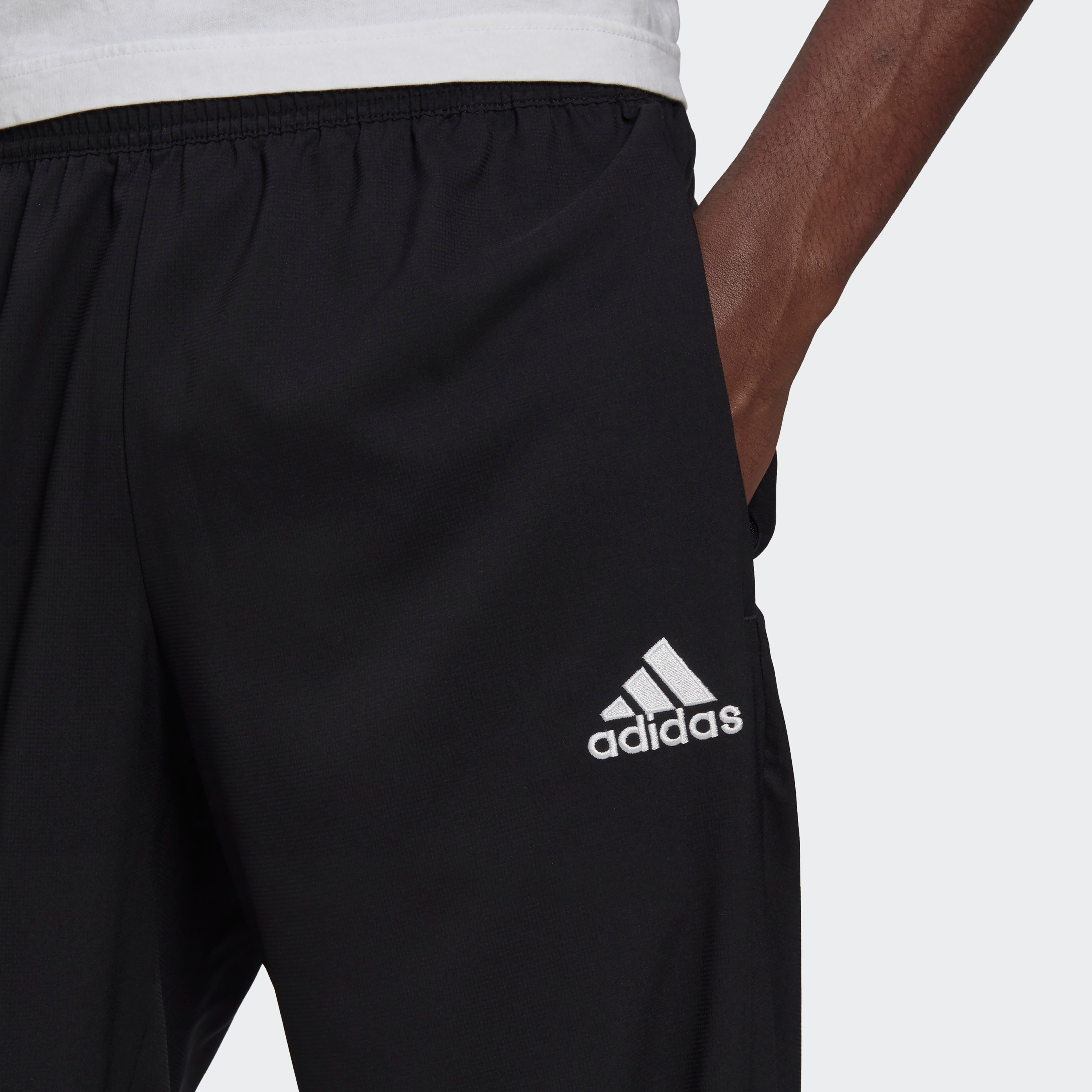 سروال تدريب انترادا 22 برازينتيشن للرجال من اديداس | او اي-men-clothing-bottoms-trousersandchinos-trousers-image-3
