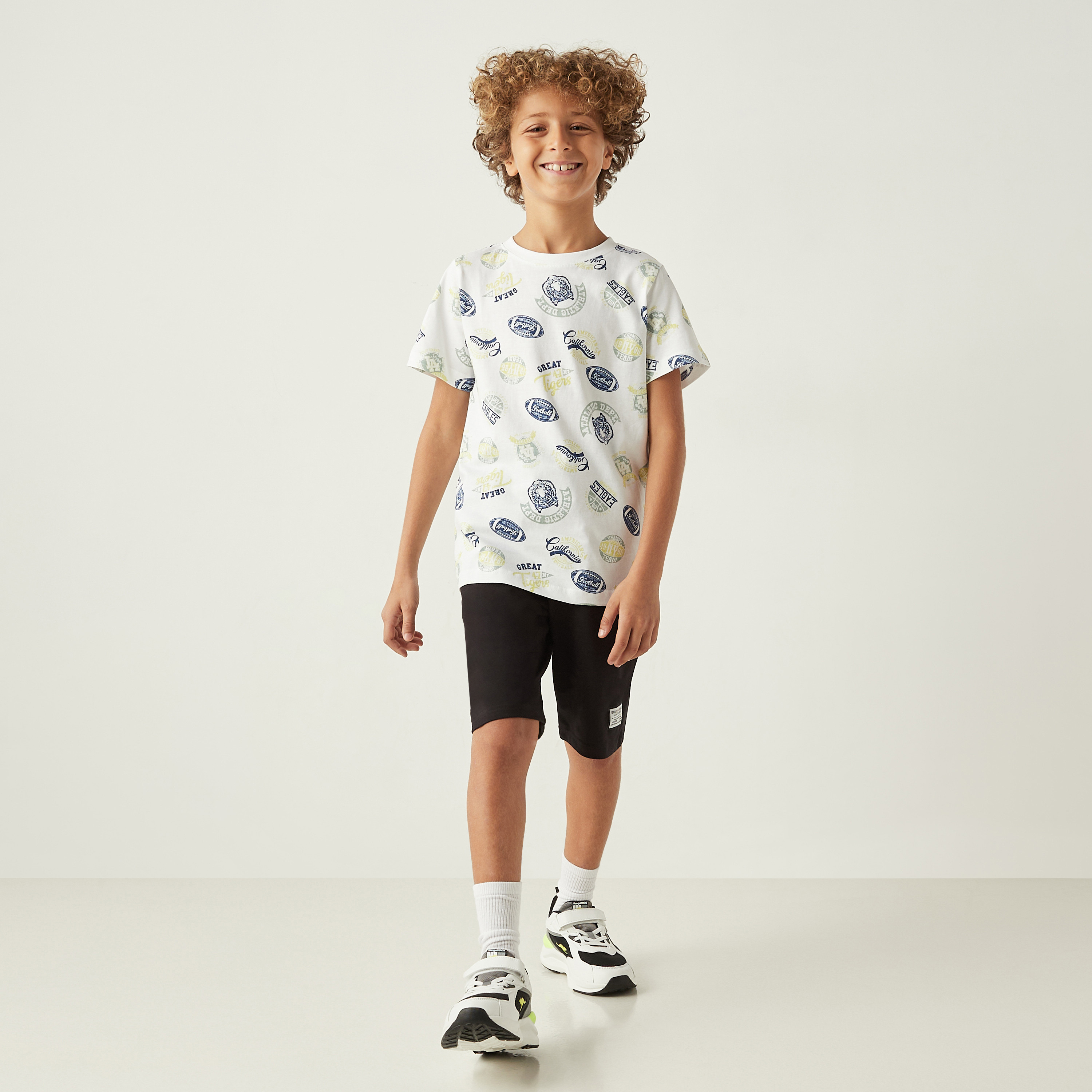 تيشيرت بأكمام قصيرة وطبعات من جونيورز-boys-clothing-tshirtsandpolos-image-2