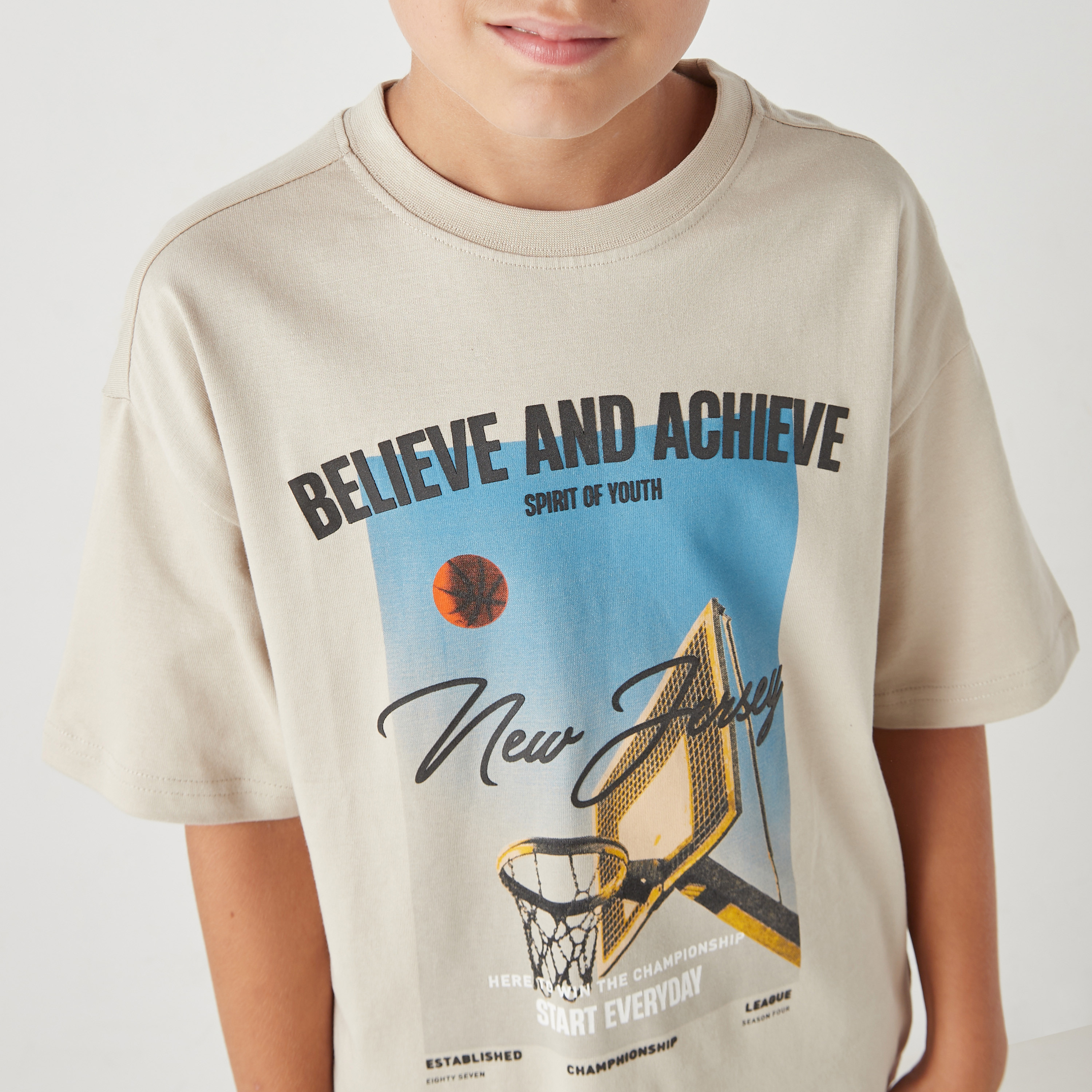 Juniors Graphic Print T-shirt with Short Sleeves and Crew Neck-boys-clothing-tshirtsandpolos-image-4