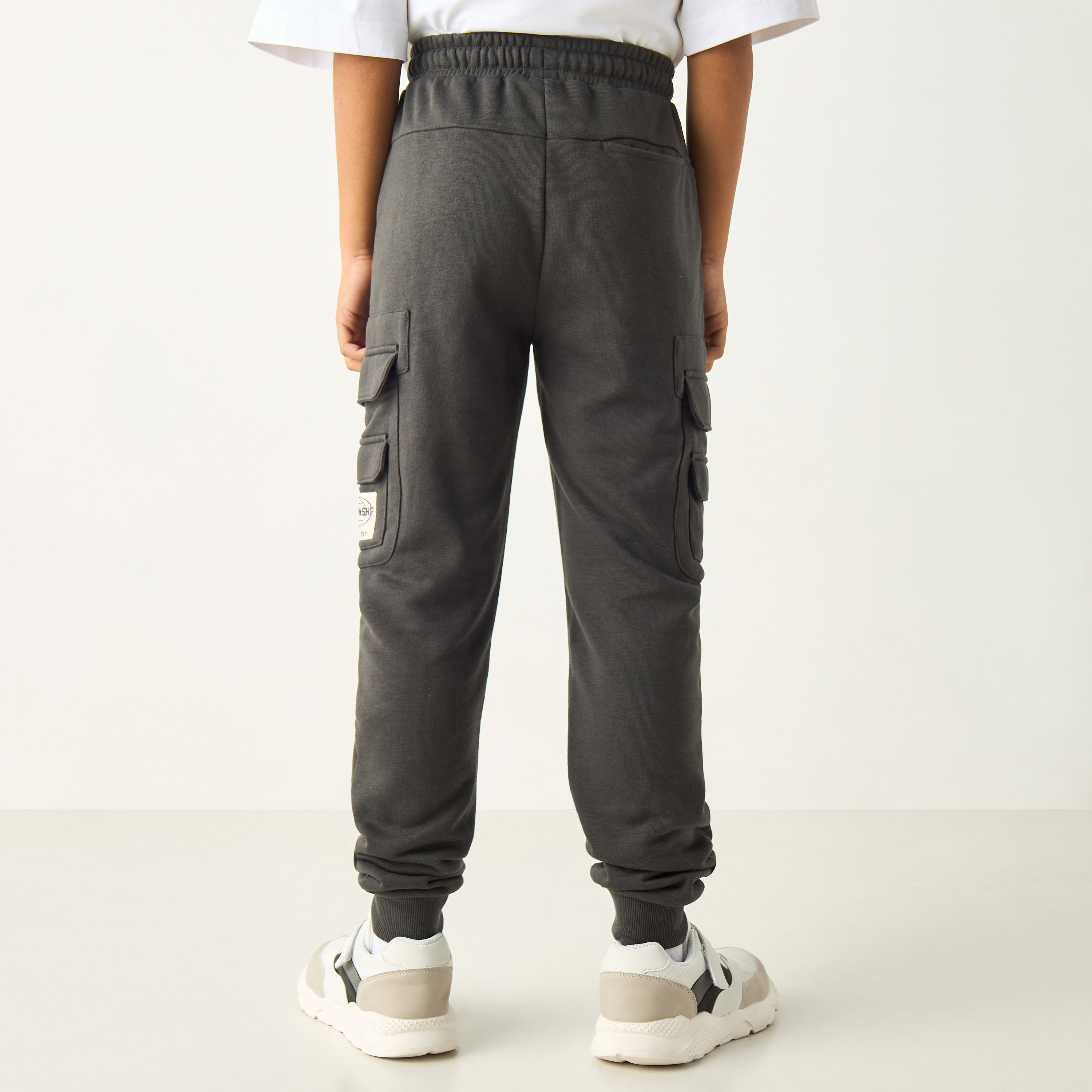 Juniors Applique Detail Cargo Joggers with Drawstring Closure-boys-clothing-bottoms-joggersandtrackpants-image-3