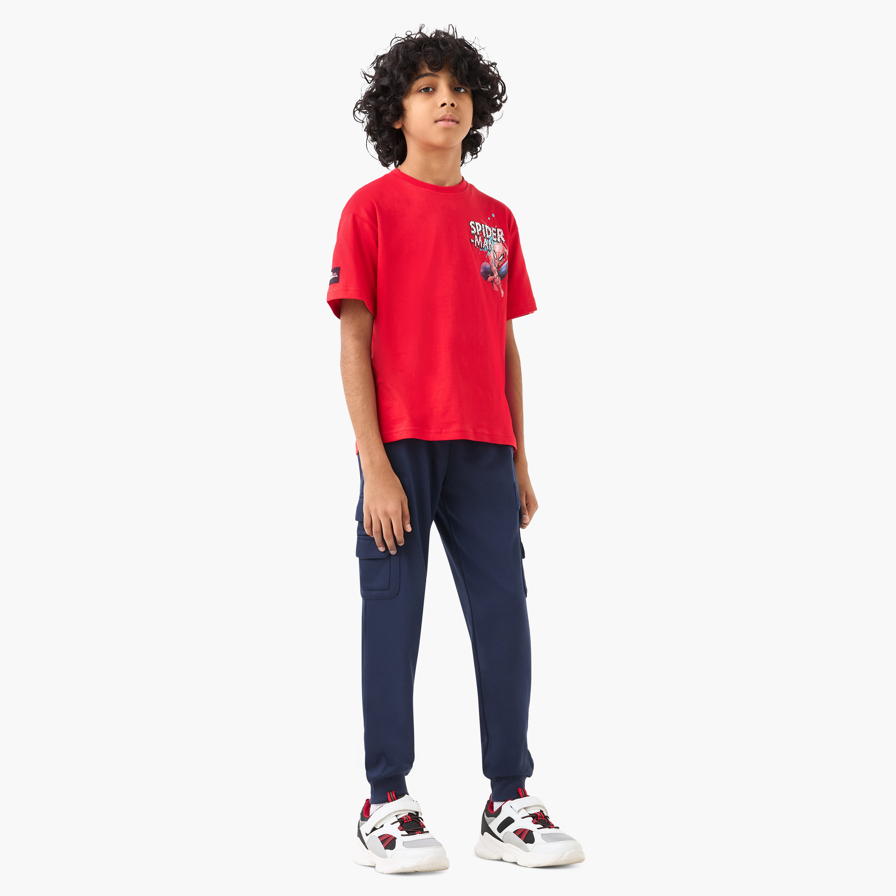 Juniors Applique Detail Cargo Joggers with Drawstring Closure-boys-clothing-bottoms-joggersandtrackpants-image-2