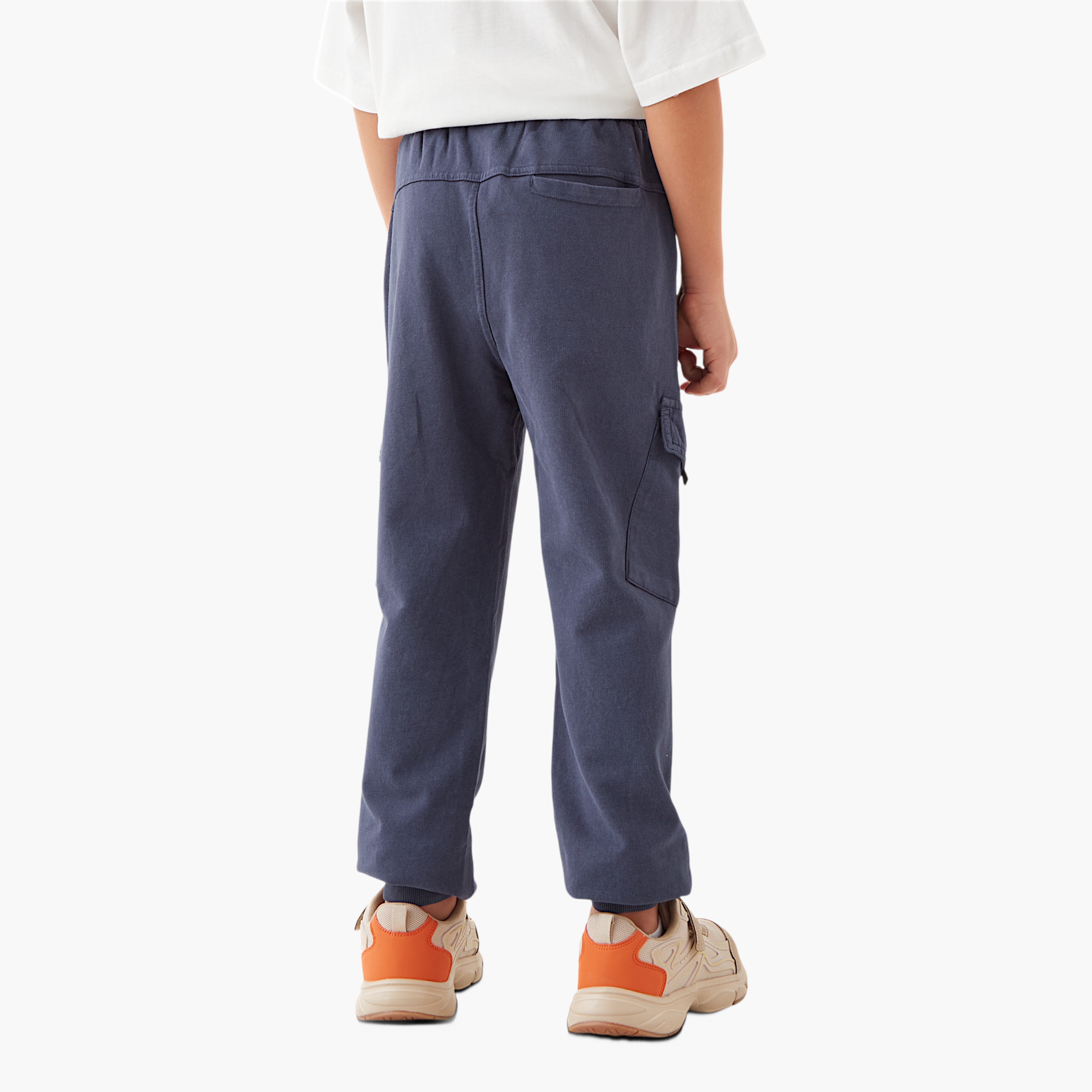 Lee Cooper Solid Joggers with Pockets and Drawstring Closure-boys-clothing-bottoms-joggersandtrackpants-image-3