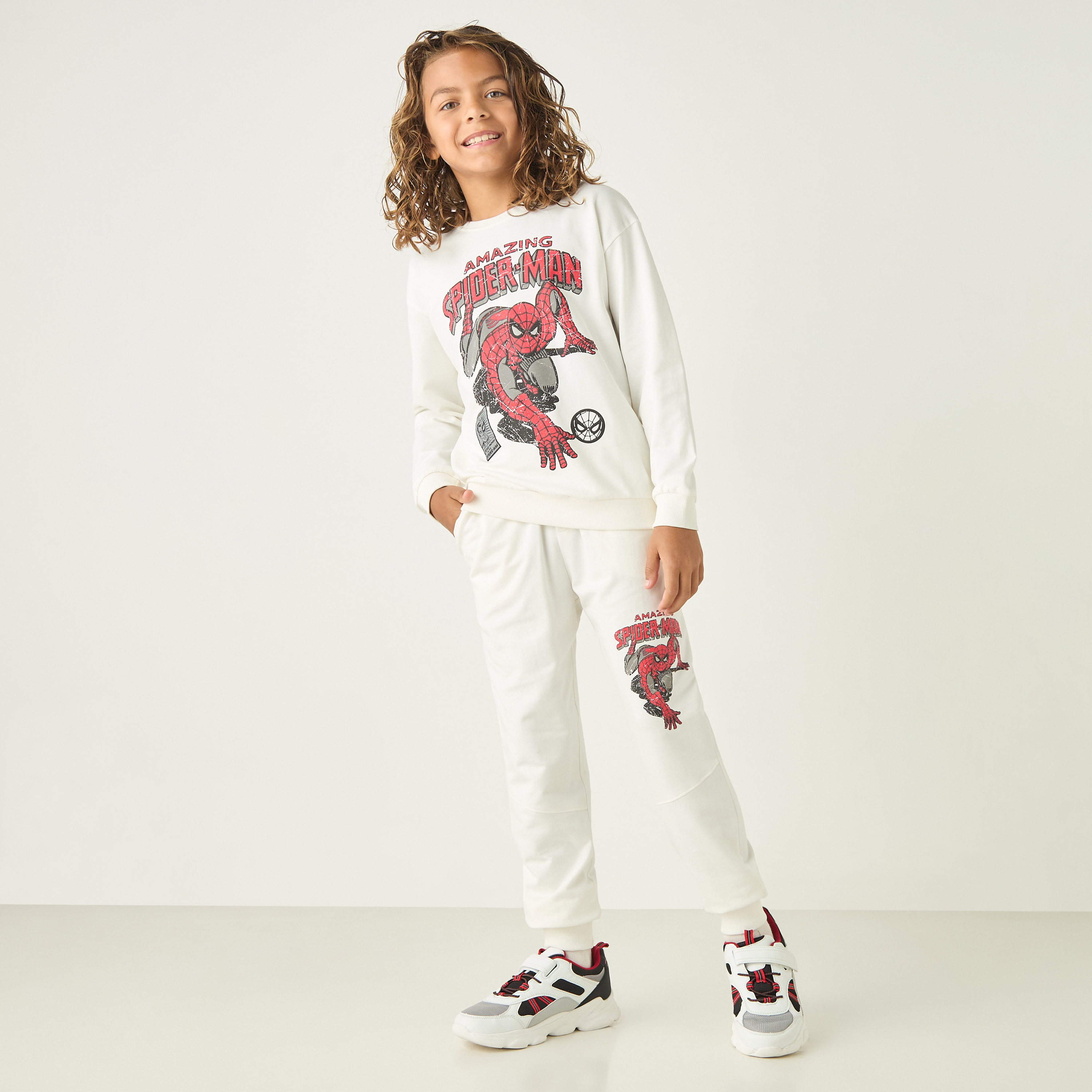 بنطلون رياضي بطبعات سبايدرمان ورباط إغلاق-boys-clothing-bottoms-joggersandtrackpants-image-2