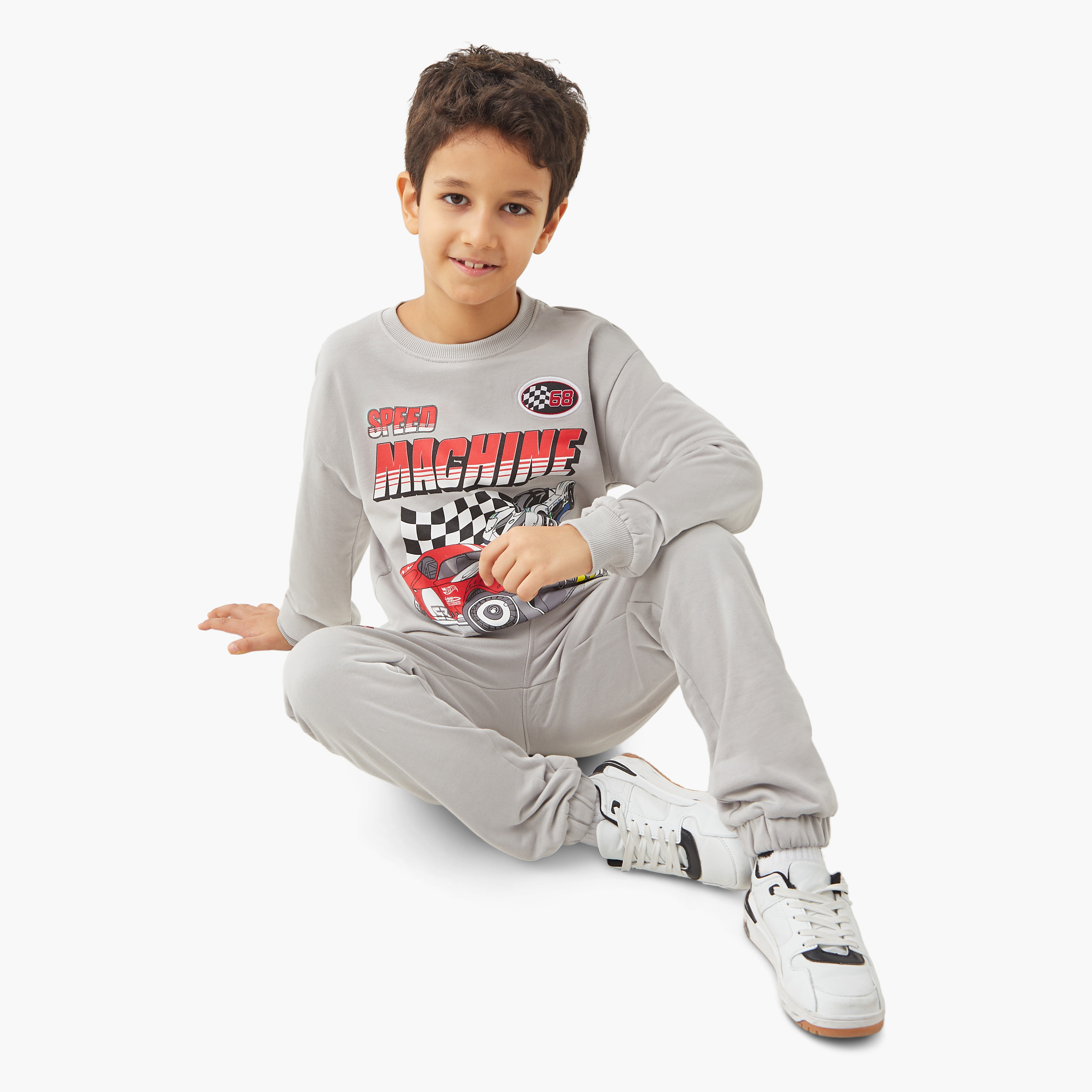 طقم بنطلون رياضي وسويت شيرت بطبعات جرافيك-boys-clothing-setsandcoords-image-2