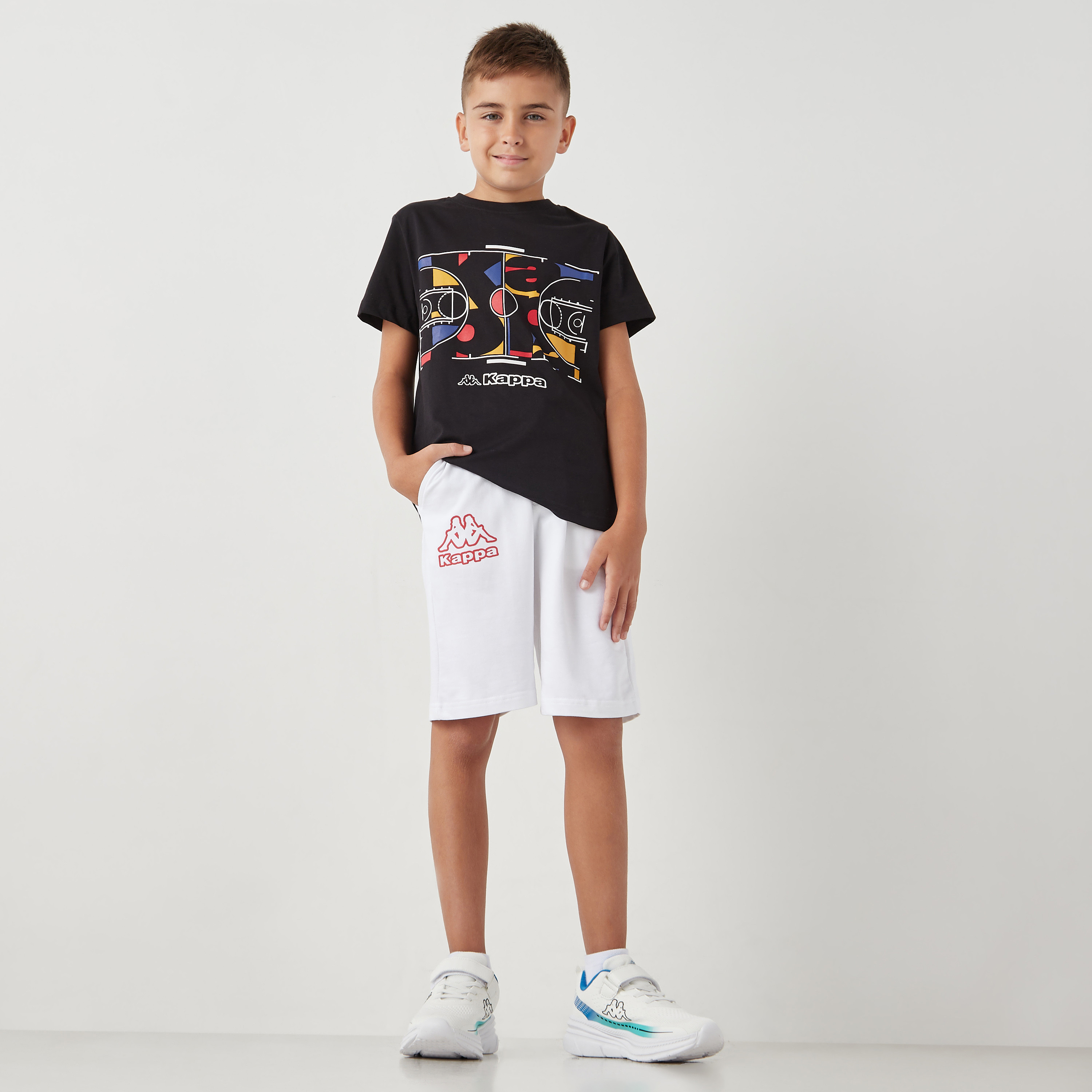 شورت برباط إغلاق وجيوب وطبعات شعار من كابا-sports-boys-clothing-bottoms-shorts-image-2